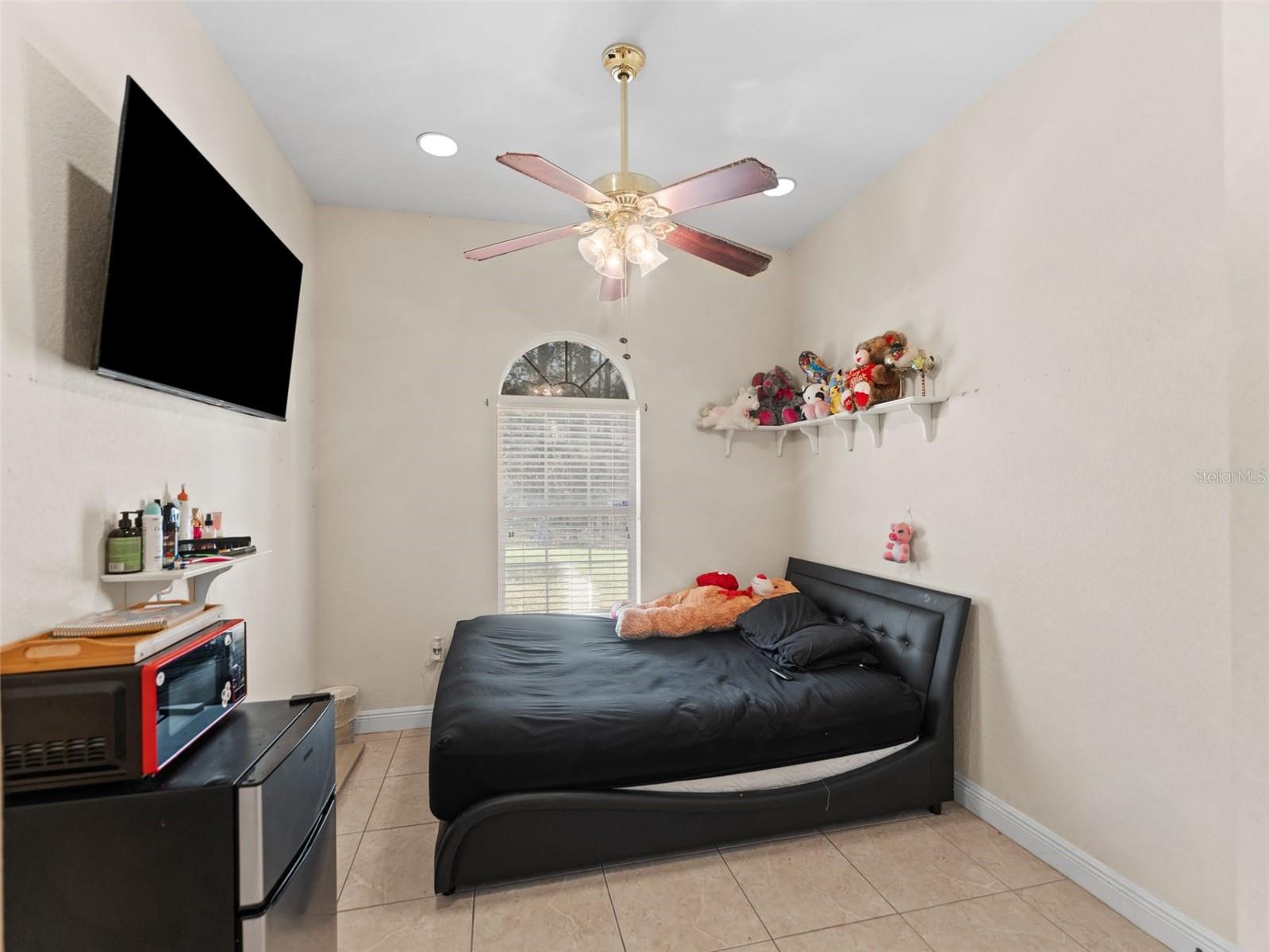 Image 11 of 31 For 11361 Science Drive