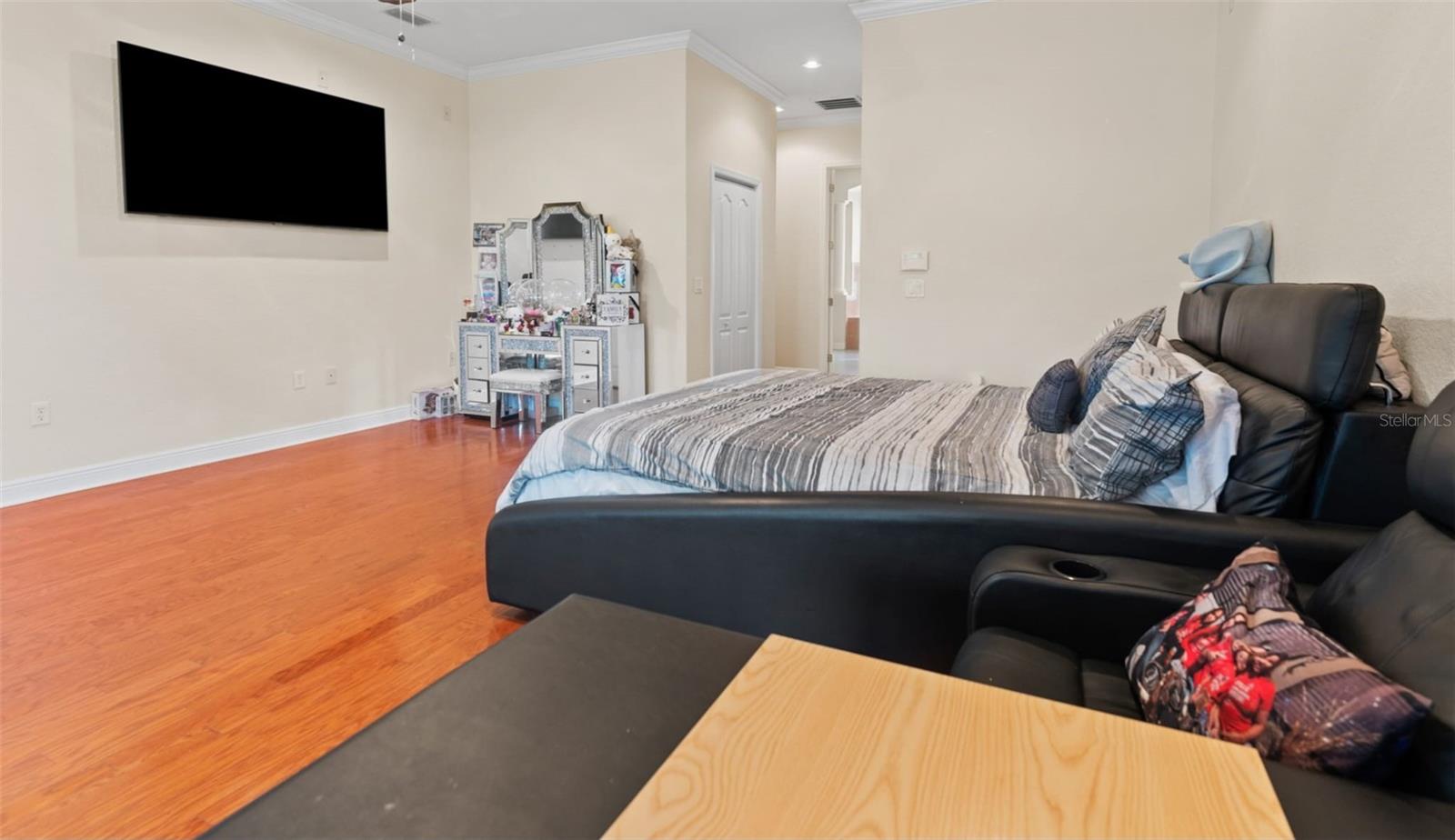 Image 15 of 31 For 11361 Science Drive