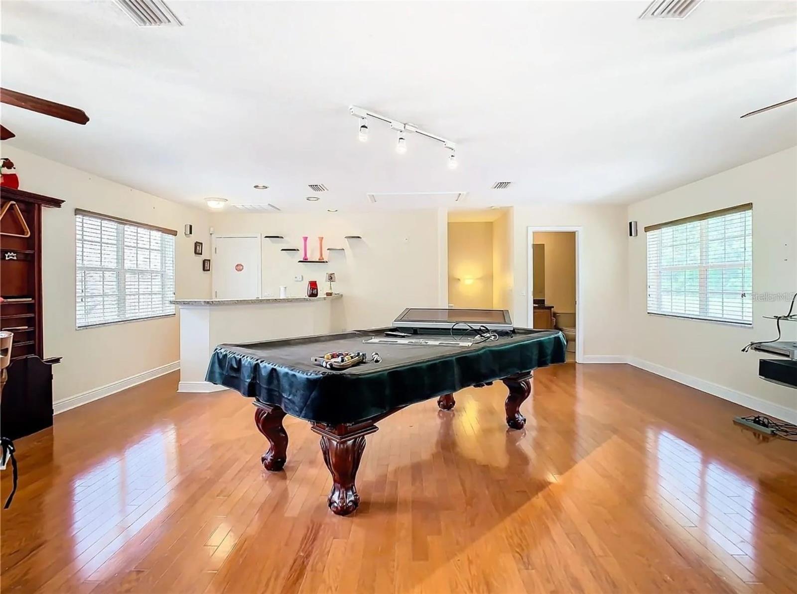 Image 8 of 31 For 11361 Science Drive