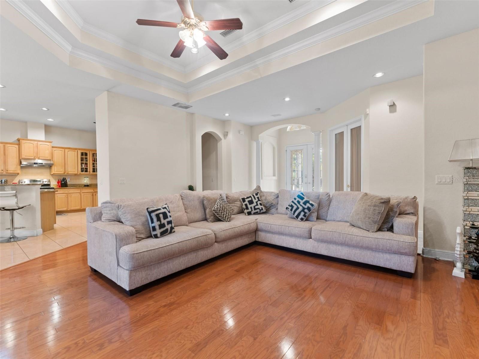 Image 9 of 31 For 11361 Science Drive