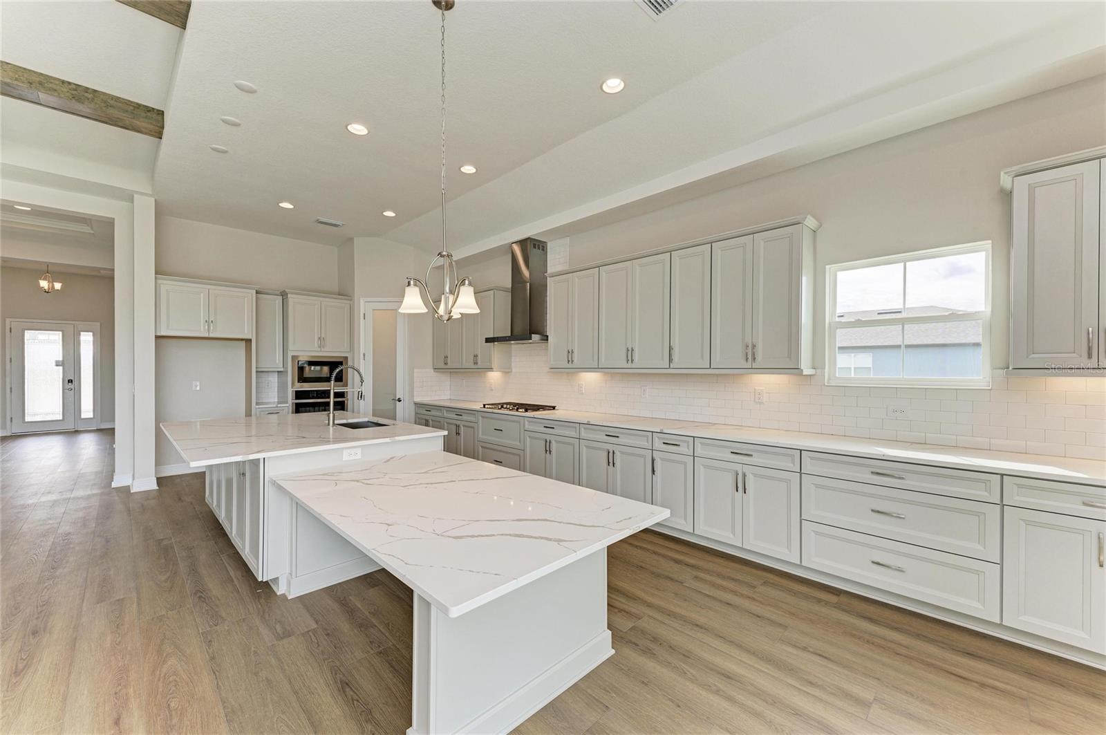 Image 13 of 38 For 10211 Longmeadow Avenue