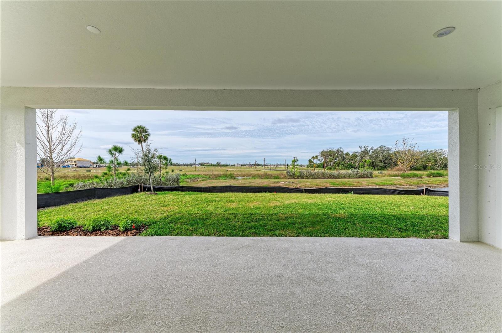 Image 37 of 38 For 10211 Longmeadow Avenue