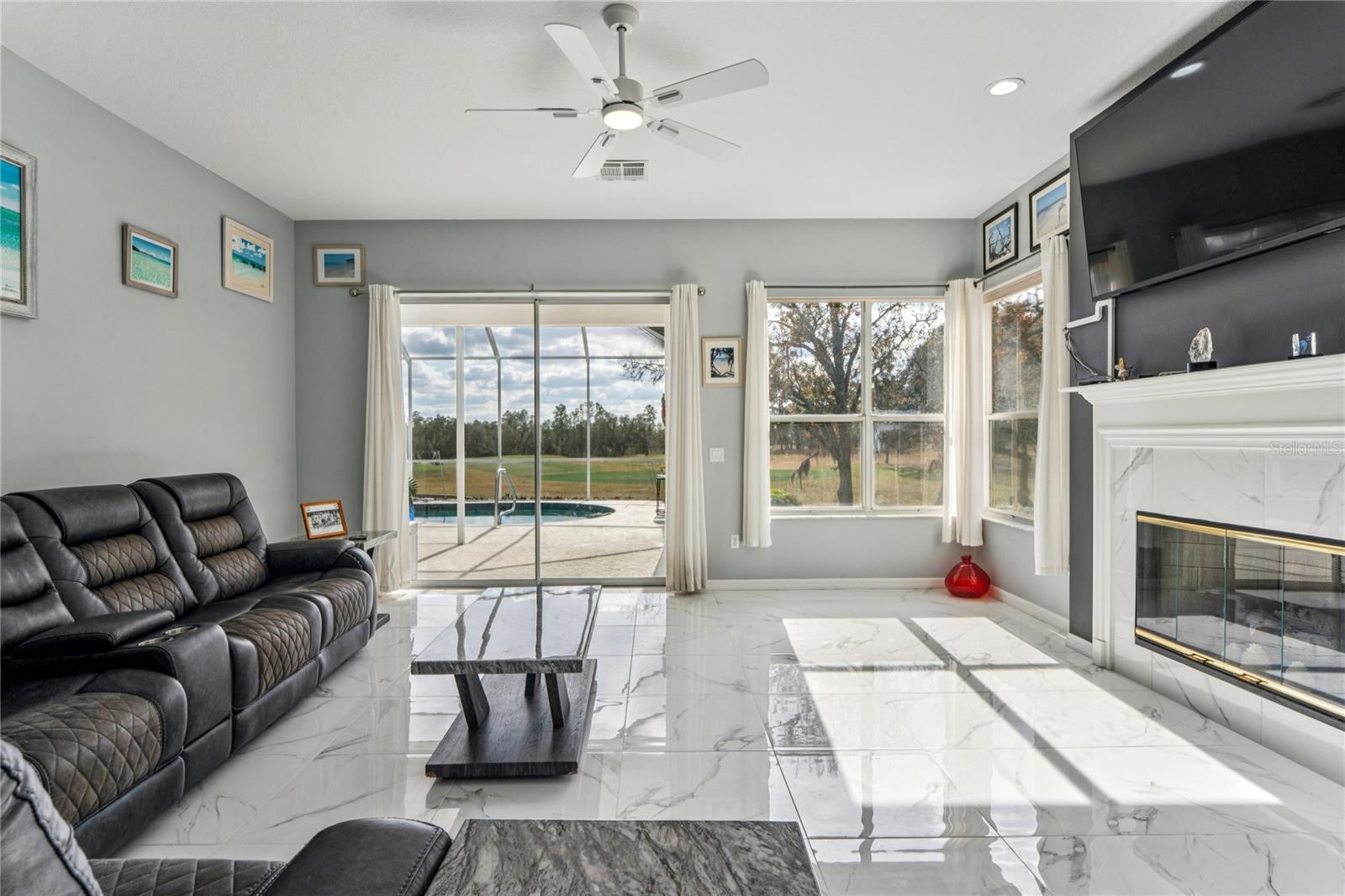 Image 14 of 76 For 6 Deerwood Drive