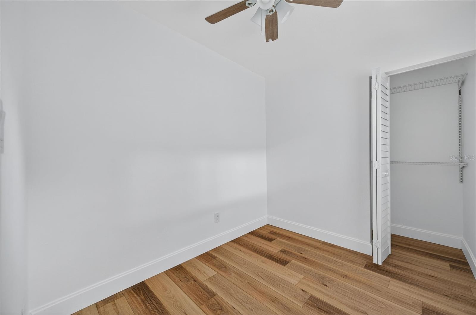 Image 22 of 77 For 1933 10th Street S