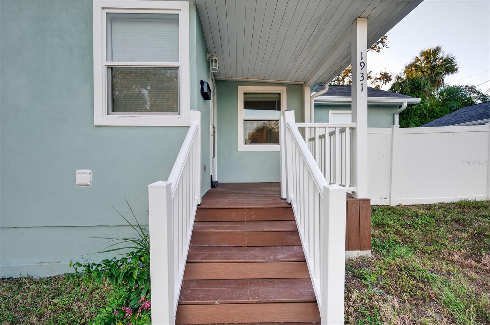 Image 29 of 77 For 1933 10th Street S