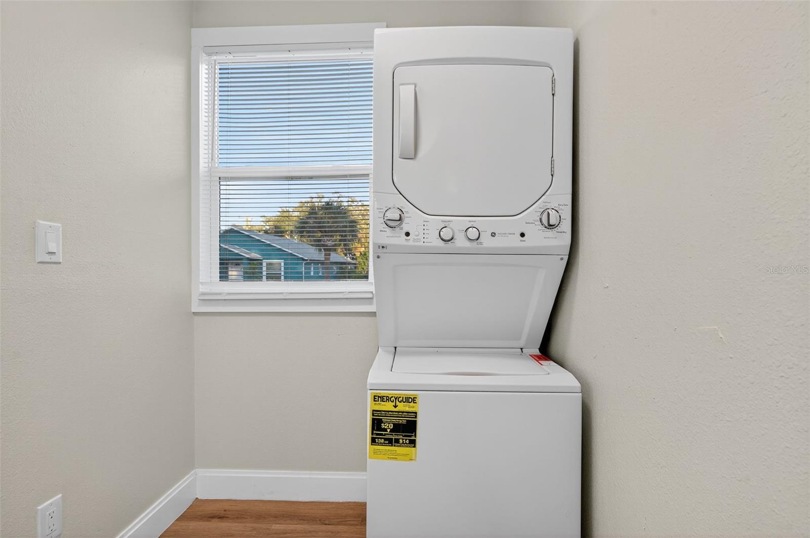 Image 31 of 77 For 1933 10th Street S