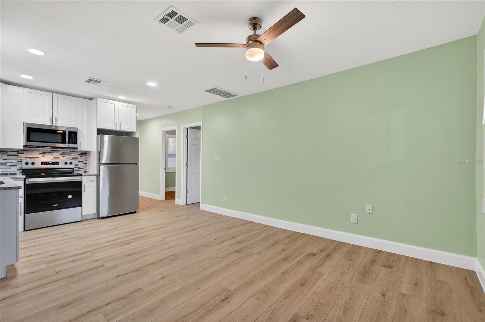 Image 32 of 77 For 1933 10th Street S