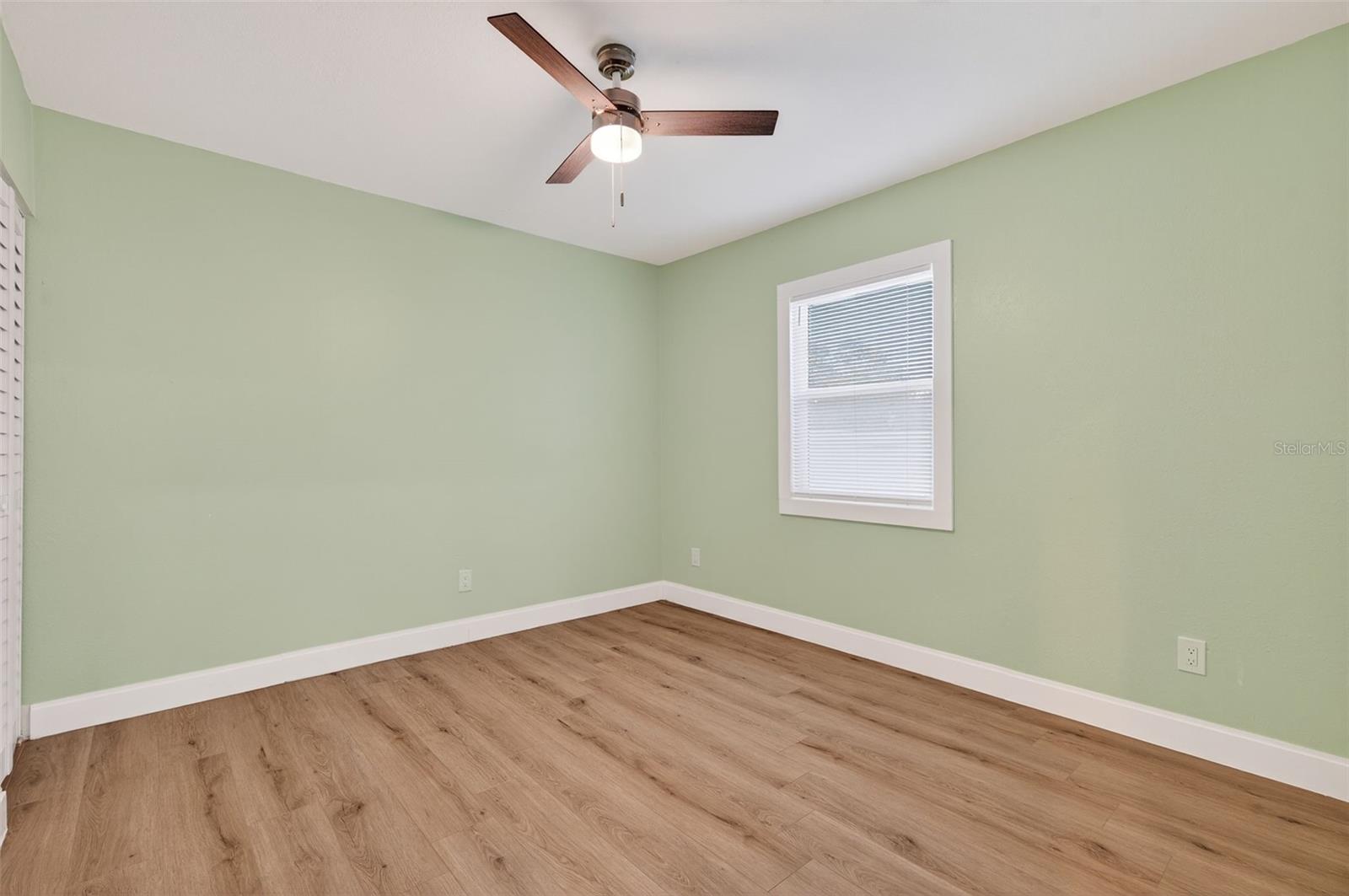 Image 39 of 77 For 1933 10th Street S