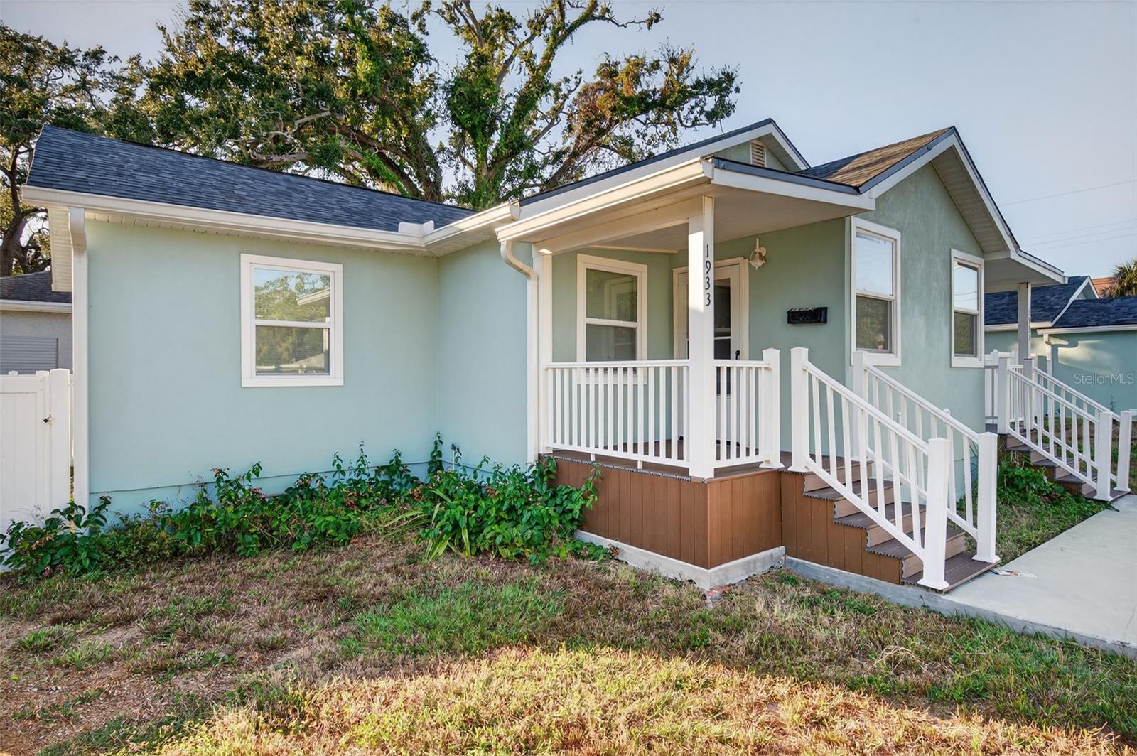 Image 4 of 77 For 1933 10th Street S