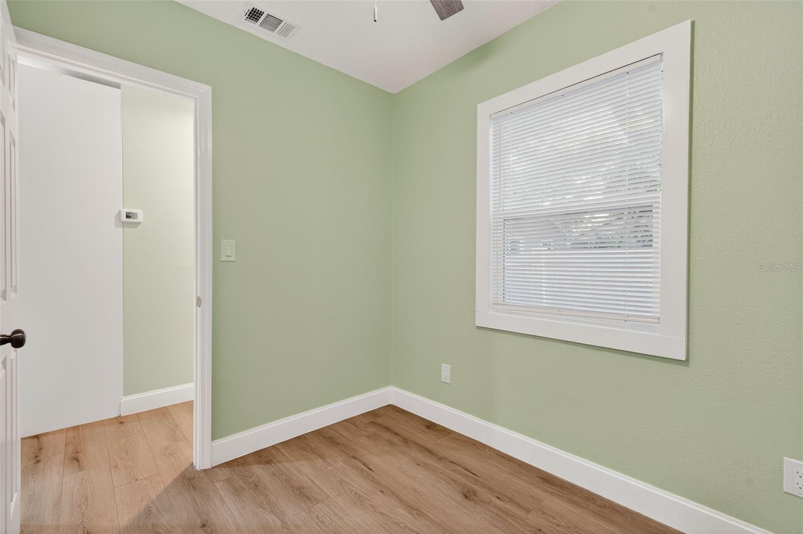 Image 45 of 77 For 1933 10th Street S