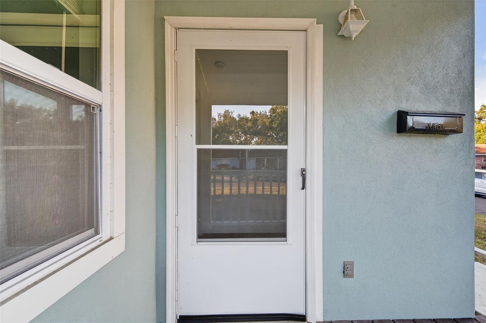 Image 6 of 77 For 1933 10th Street S