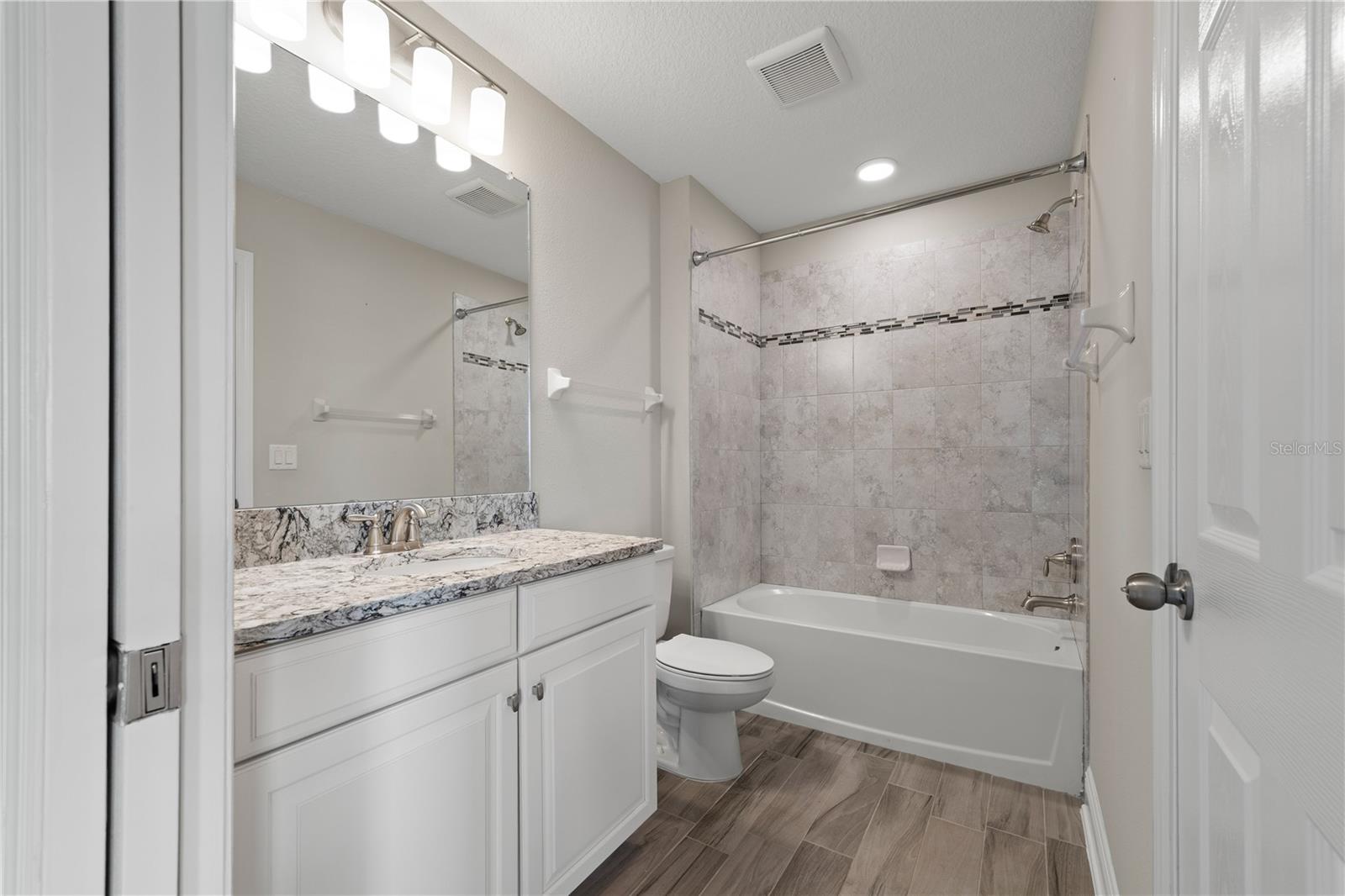 Image 25 of 41 For 3091 King Fern Drive