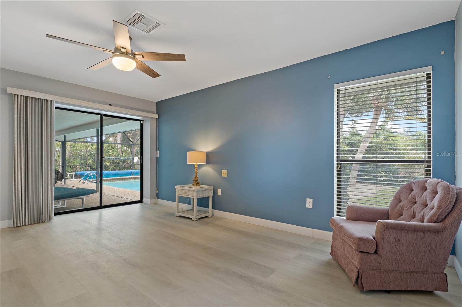 Image 18 of 55 For 710 Treasure Boat Way