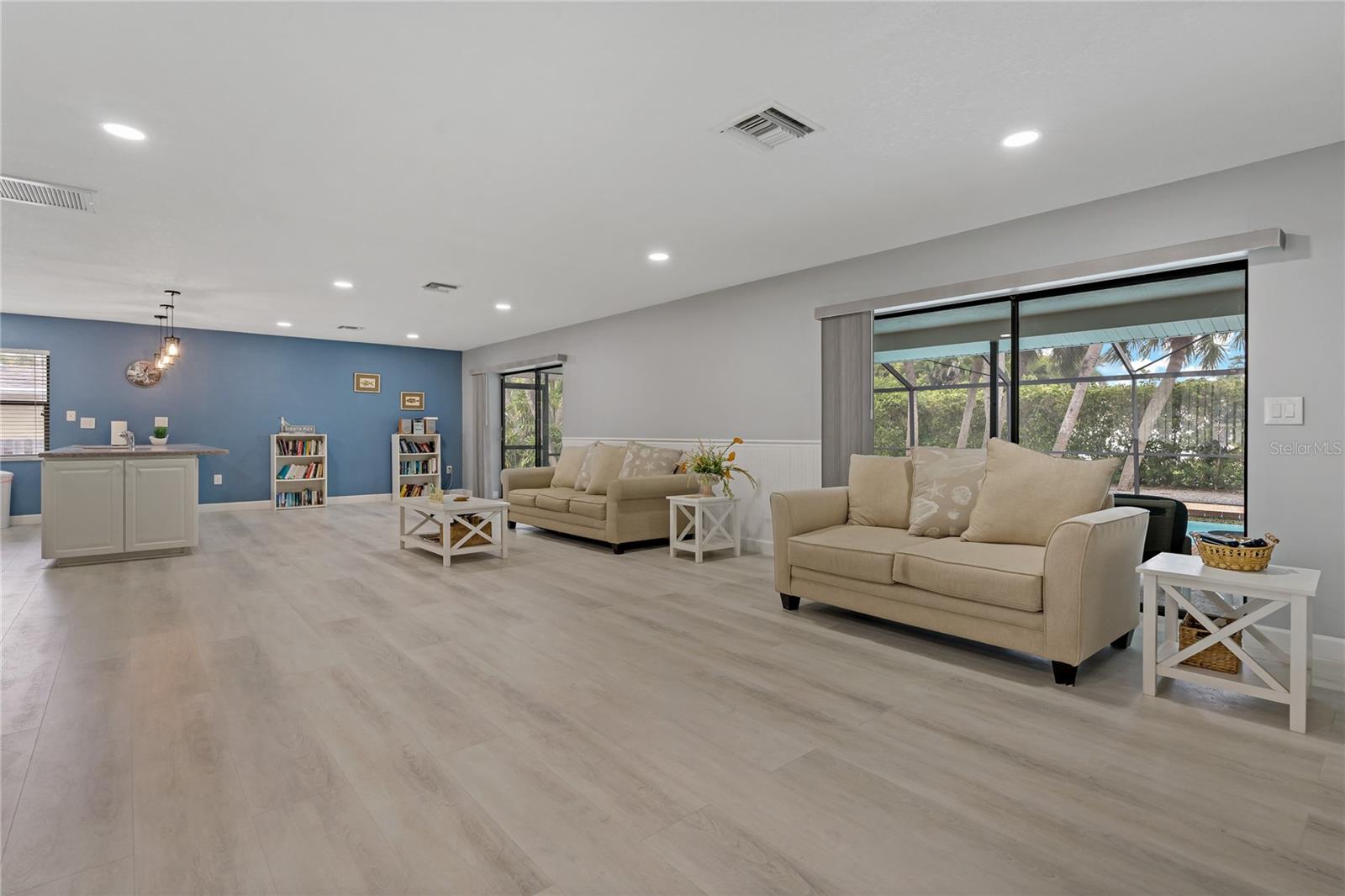 Image 6 of 55 For 710 Treasure Boat Way