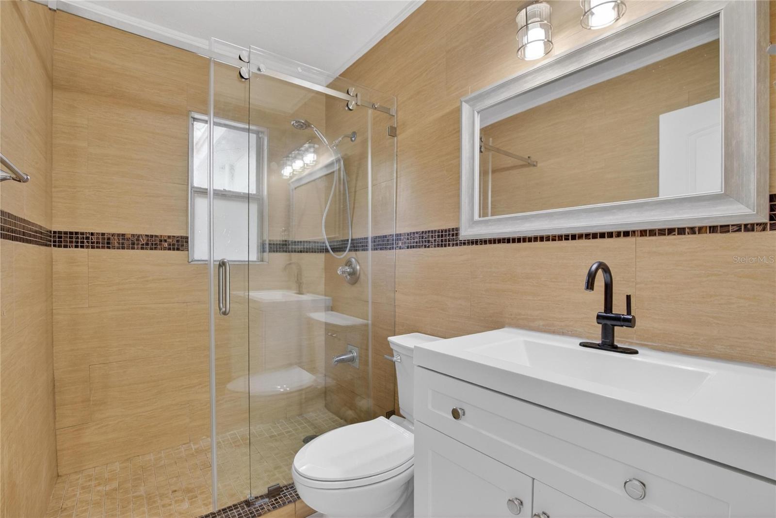 Image 13 of 43 For 2350 38th Avenue N