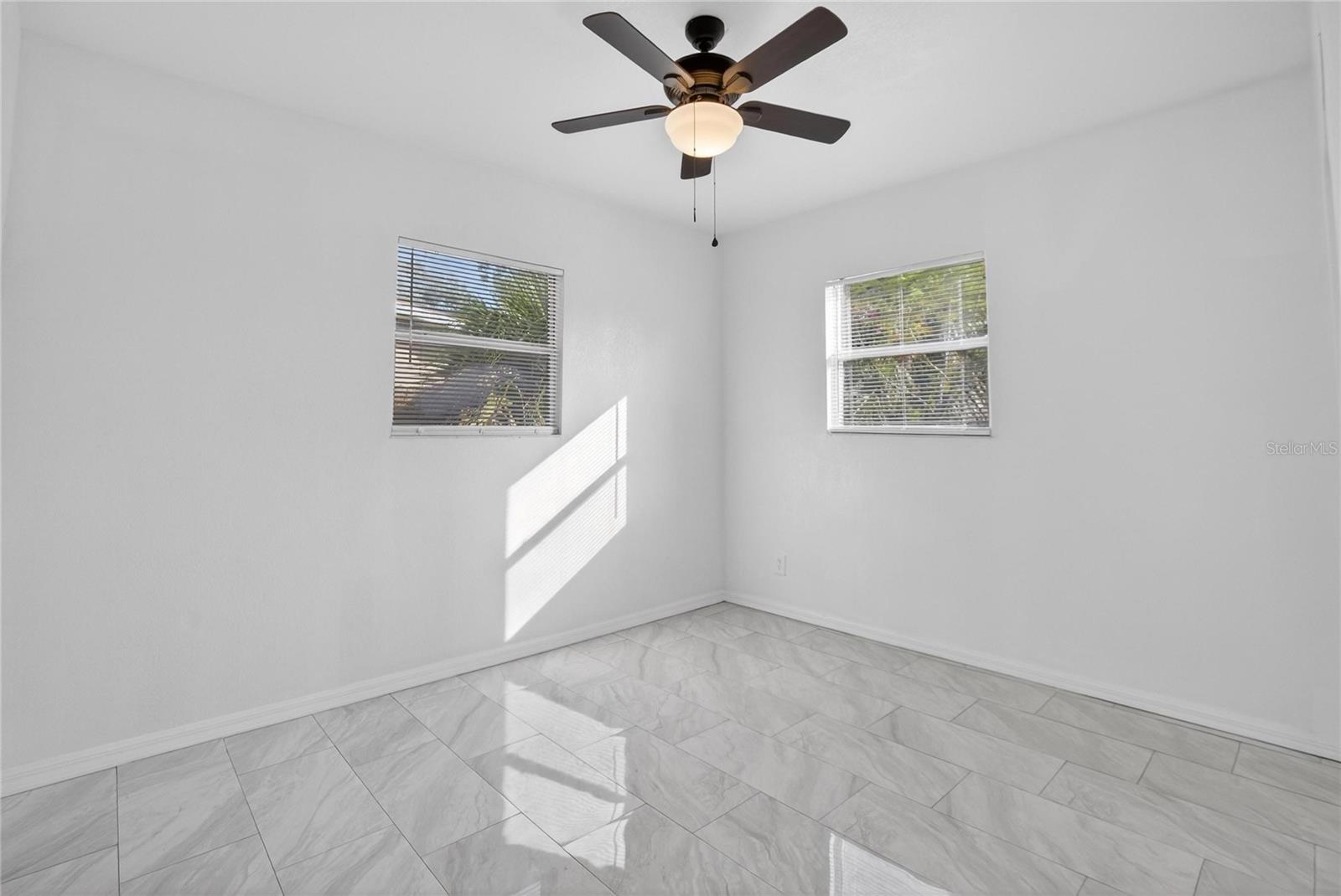 Image 14 of 43 For 2350 38th Avenue N