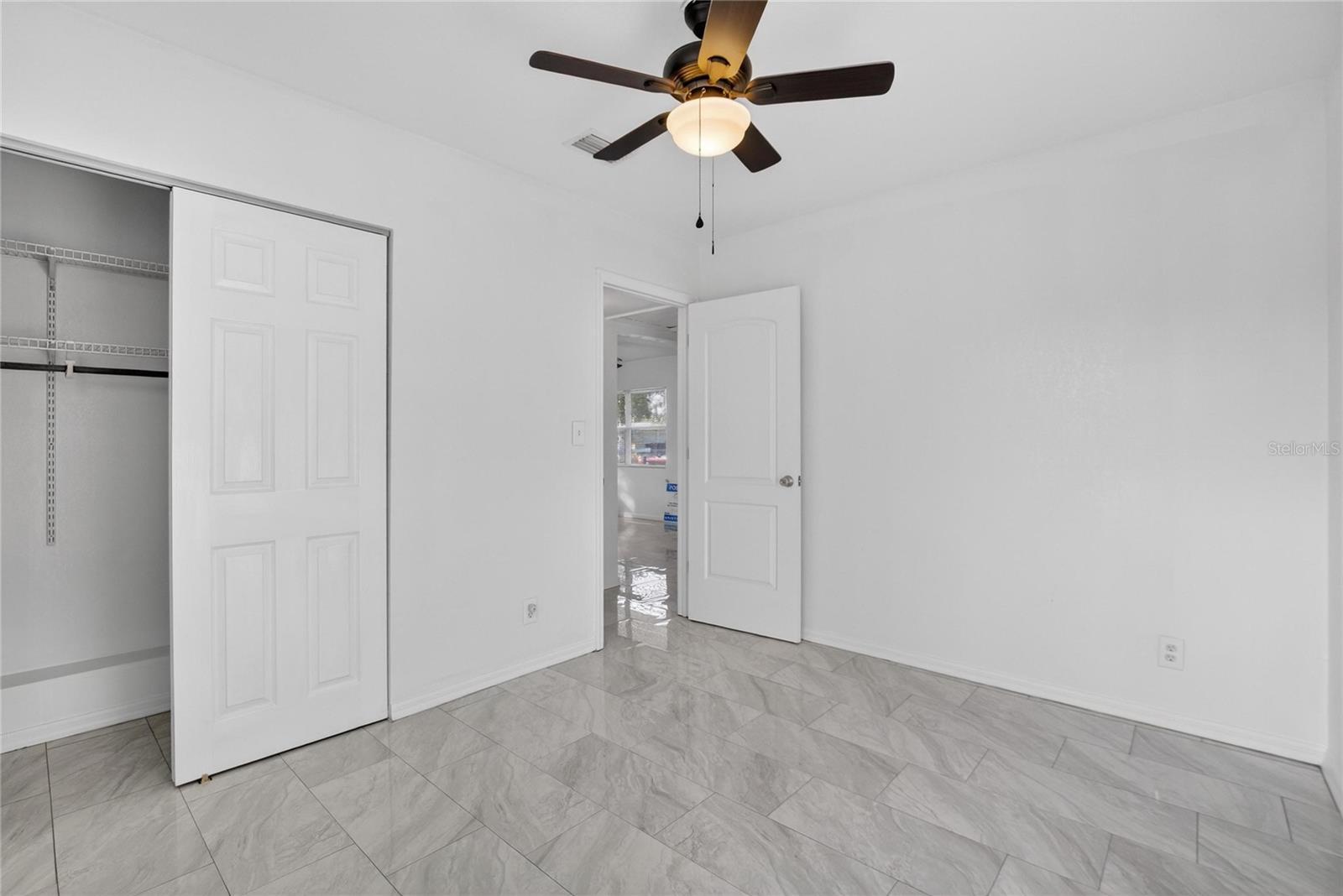 Image 16 of 43 For 2350 38th Avenue N