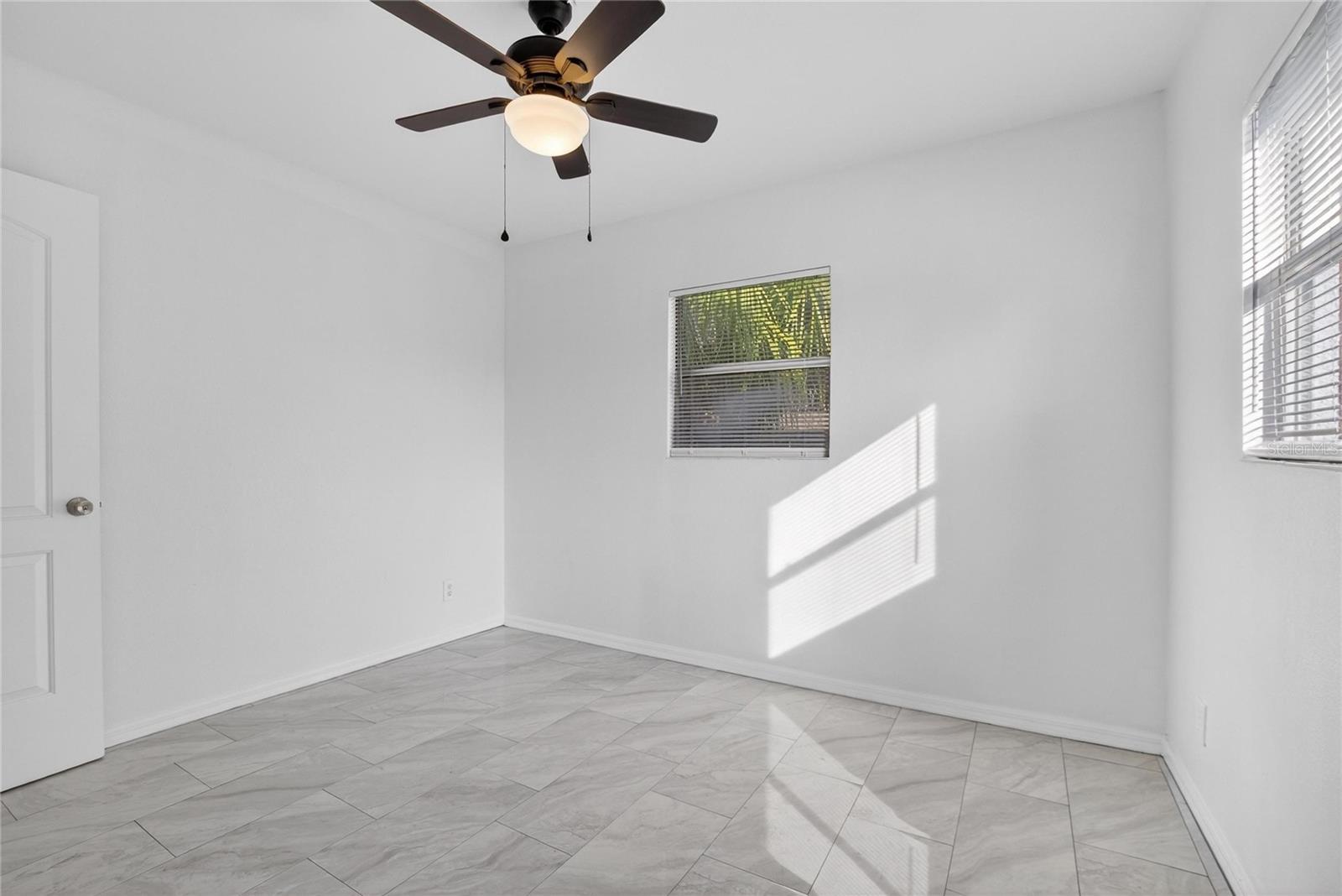 Image 17 of 43 For 2350 38th Avenue N