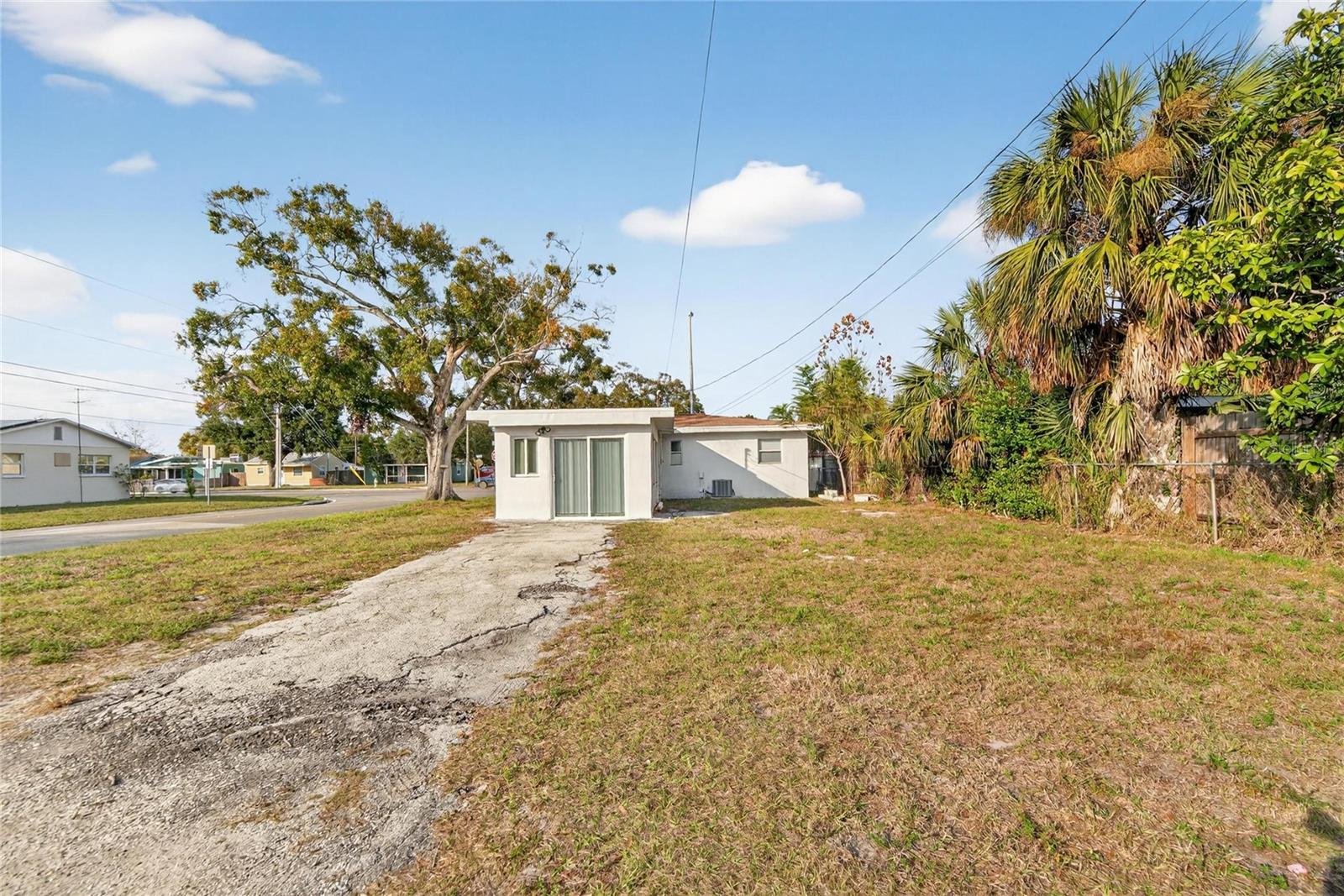 Image 40 of 43 For 2350 38th Avenue N