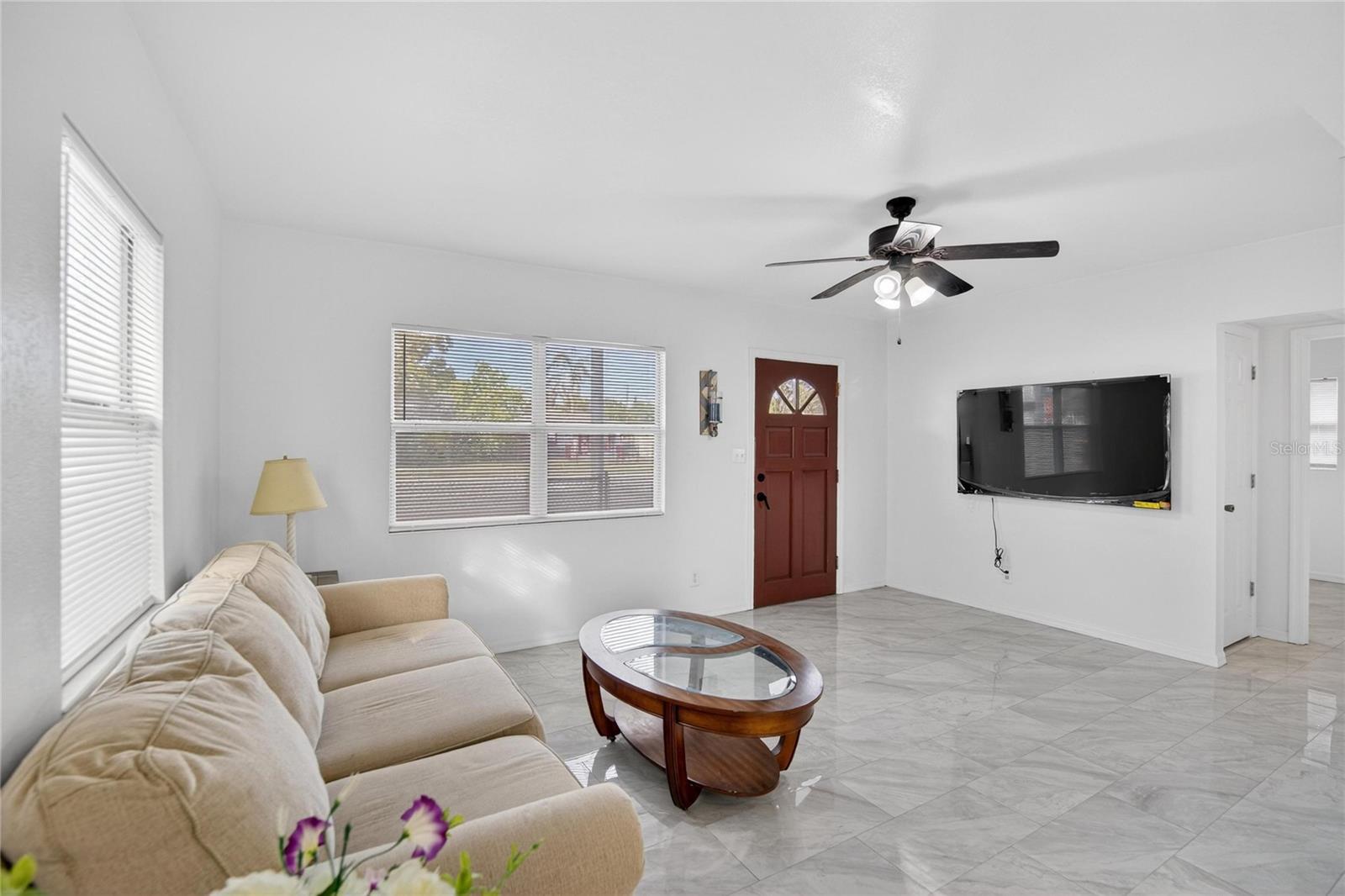 Image 5 of 43 For 2350 38th Avenue N