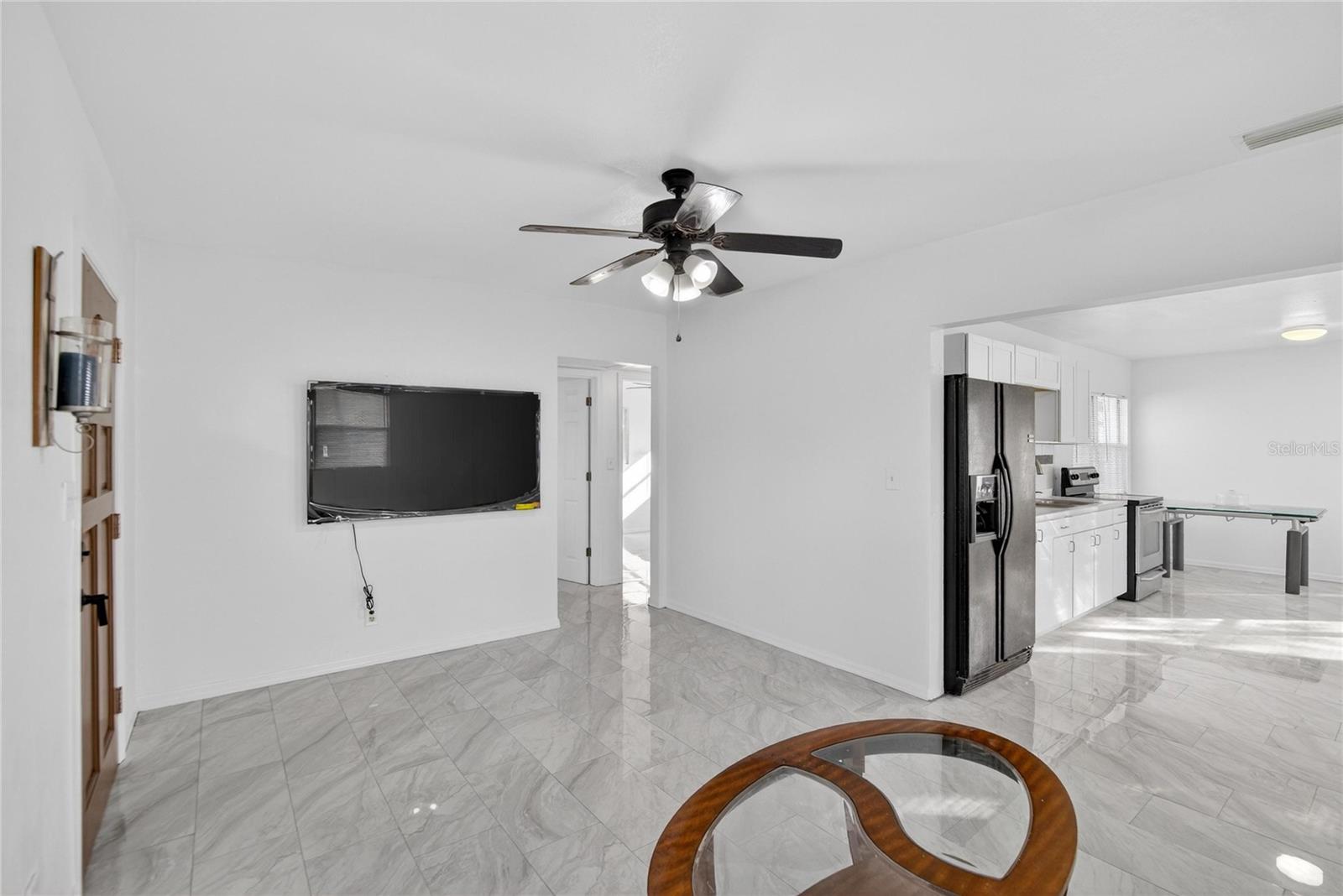 Image 6 of 43 For 2350 38th Avenue N