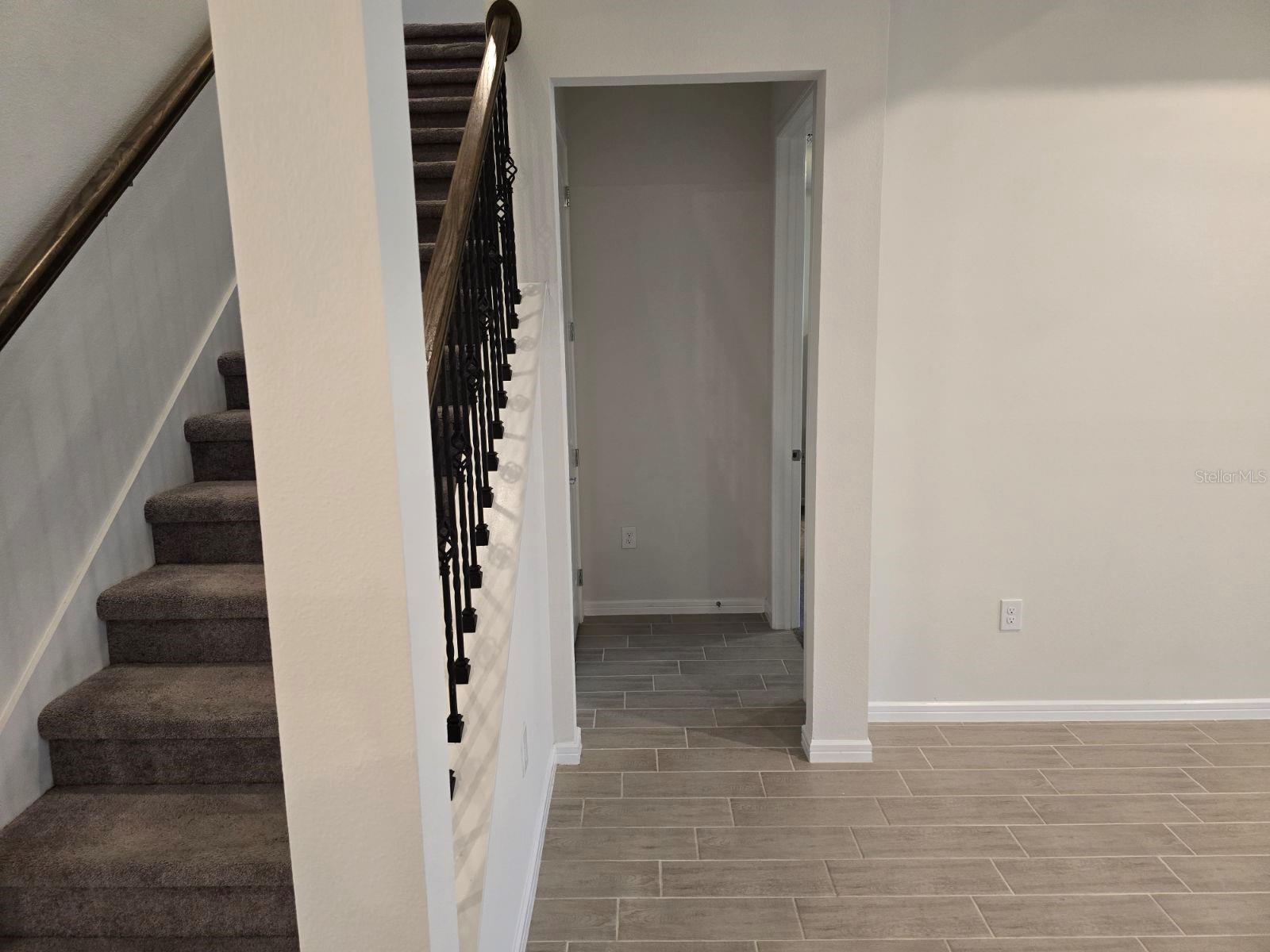 Image 9 of 17 For 36851 Highland Meadows Court