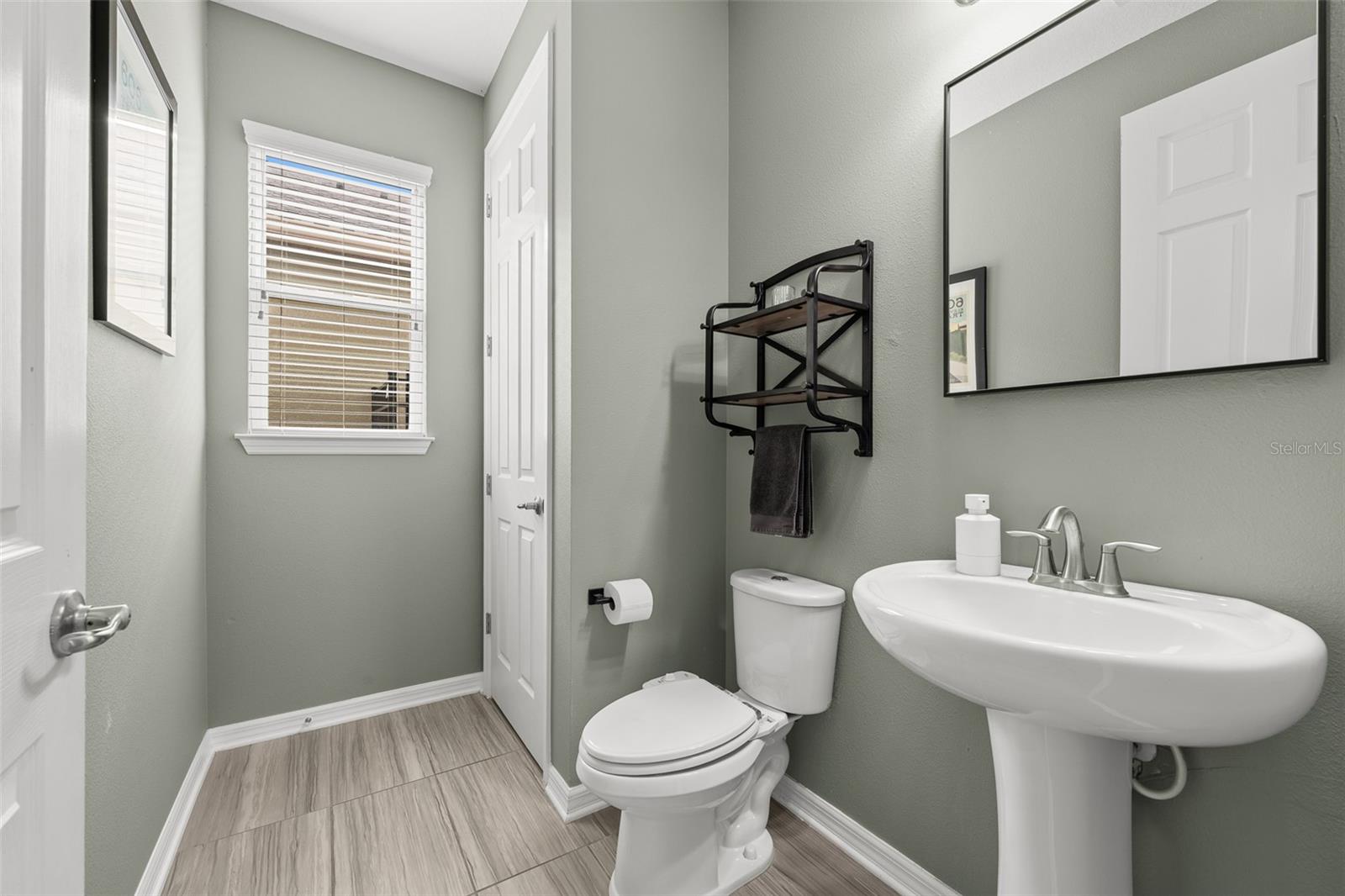 Image 33 of 79 For 4515 Rolling Green Drive