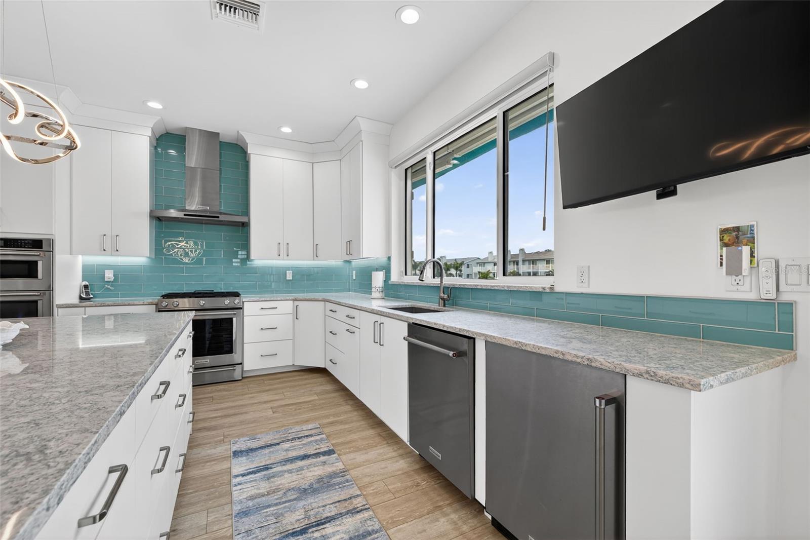 Image 15 of 60 For 314 6th Avenue