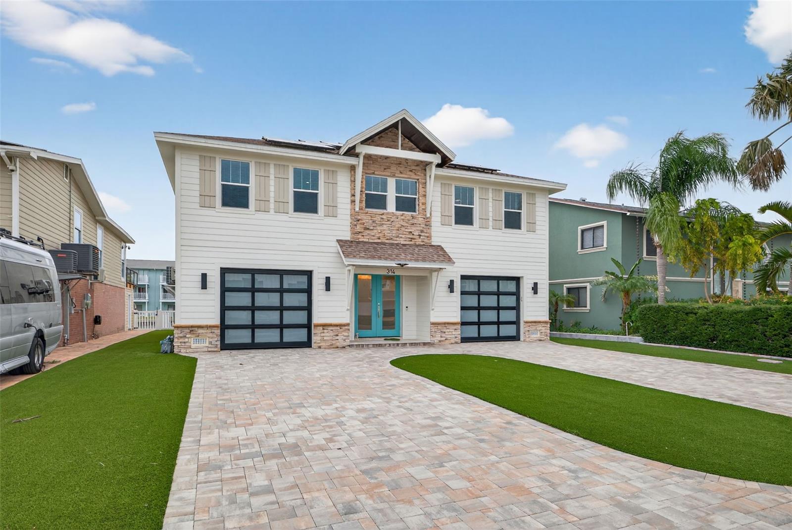 Image 4 of 60 For 314 6th Avenue