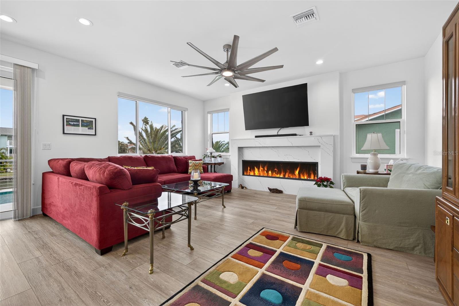 Image 9 of 60 For 314 6th Avenue