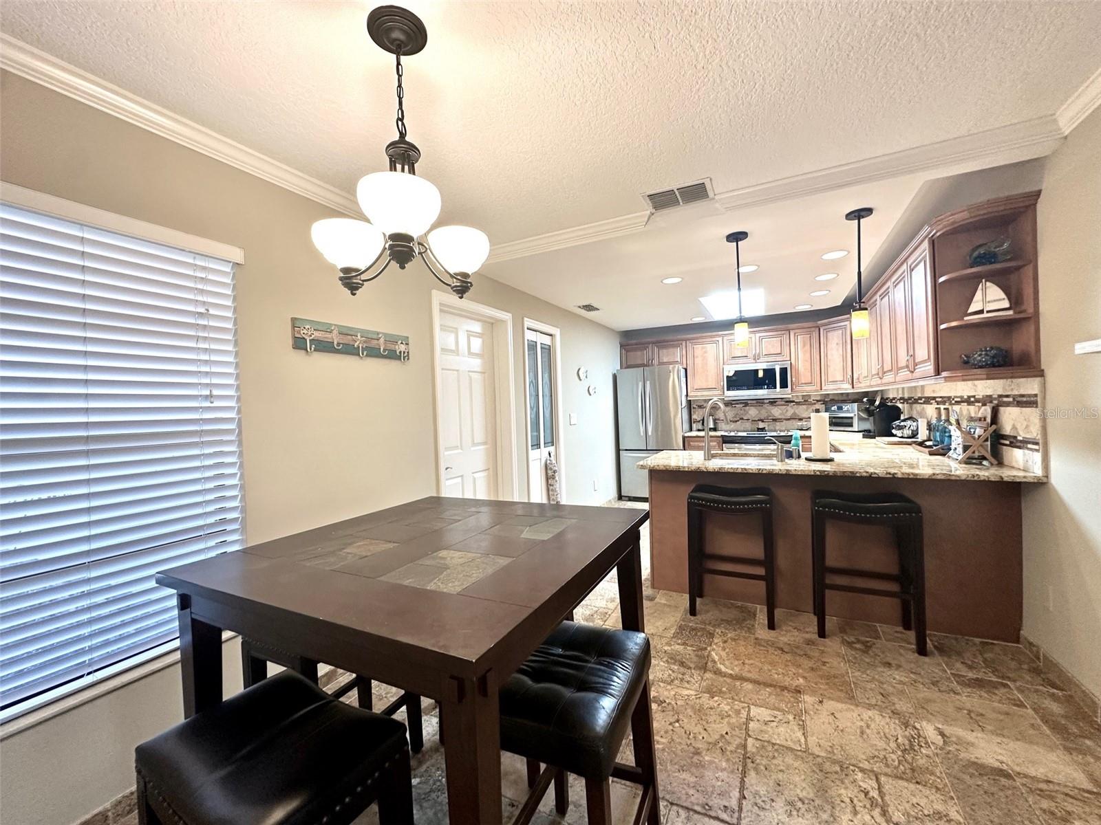 Image 10 of 34 For 14622 Pinecrest Drive