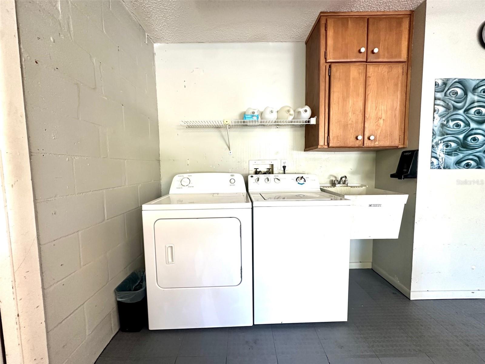 Image 24 of 34 For 14622 Pinecrest Drive