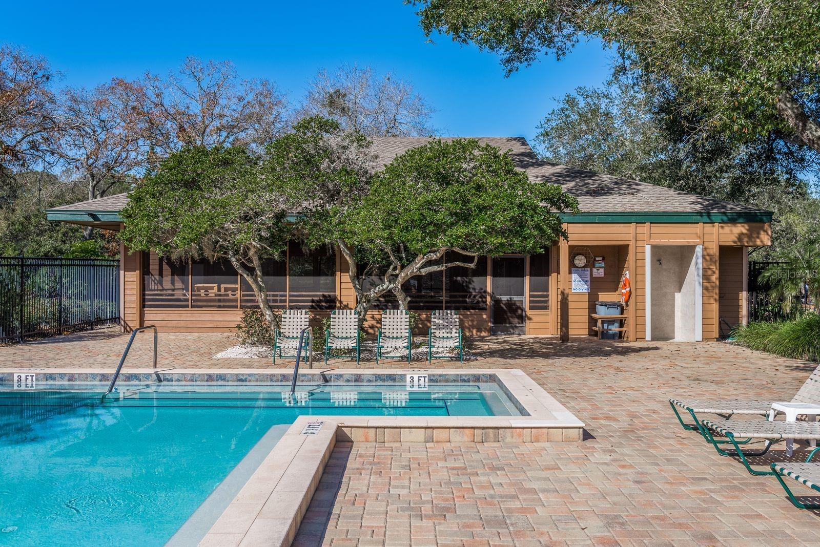 Image 24 of 25 For 1901 Lennox Road E 1901