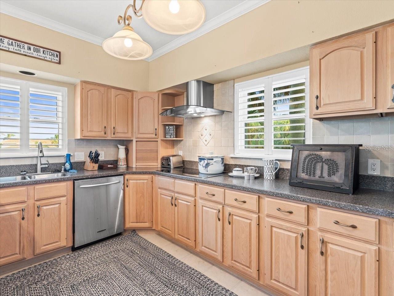 Image 20 of 75 For 8030 Manasota Key Road