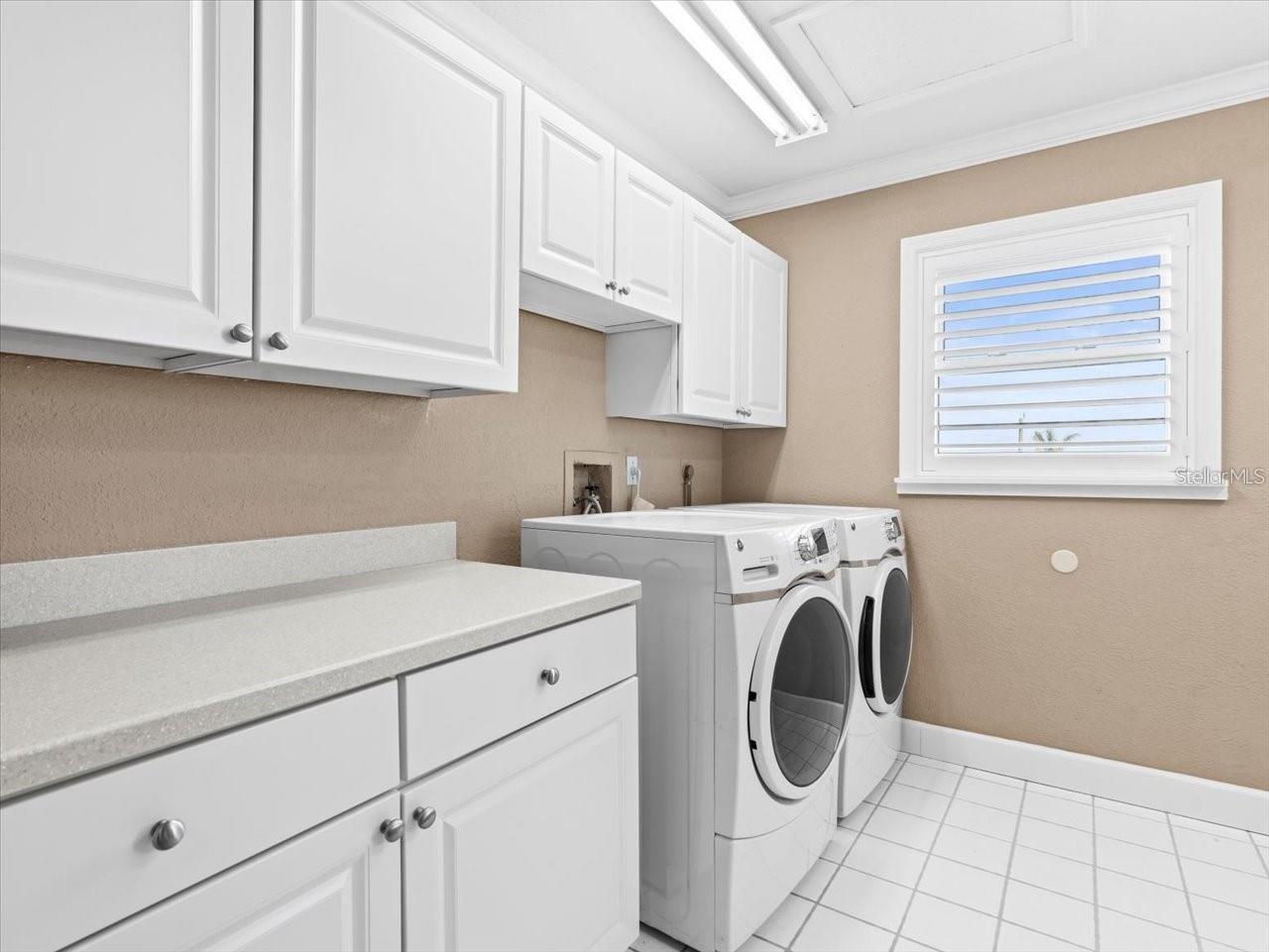 Image 31 of 75 For 8030 Manasota Key Road