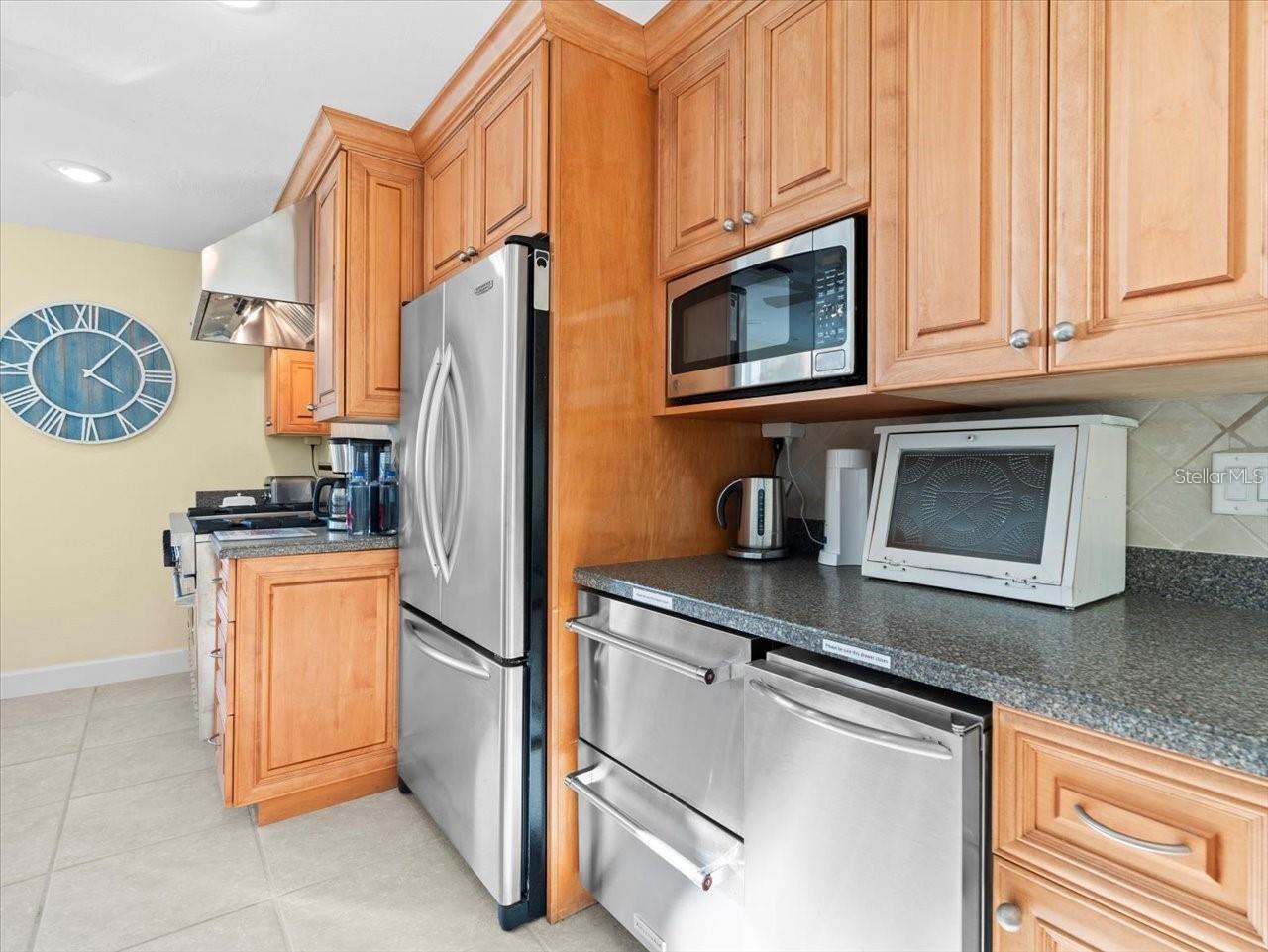 Image 53 of 75 For 8030 Manasota Key Road