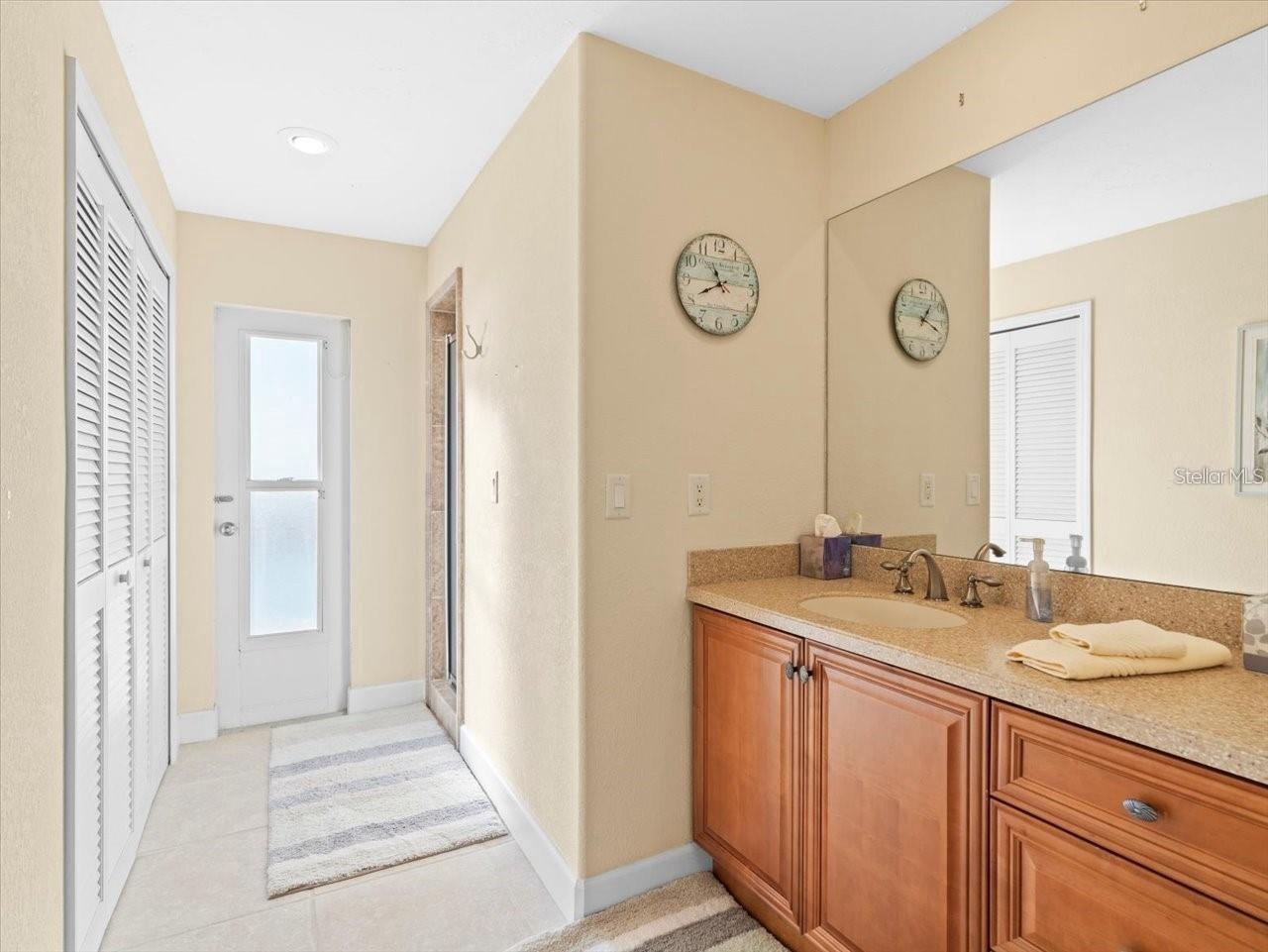 Image 57 of 75 For 8030 Manasota Key Road