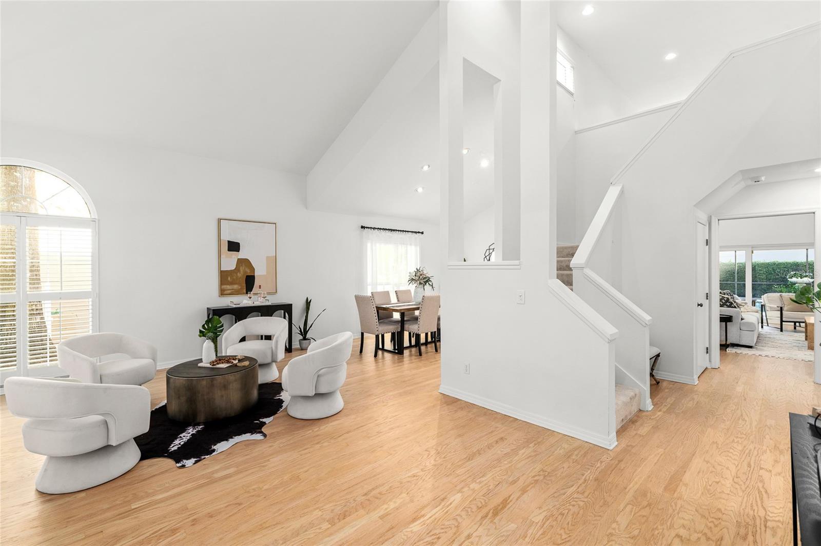 Image 11 of 46 For 4404 Azeele Street