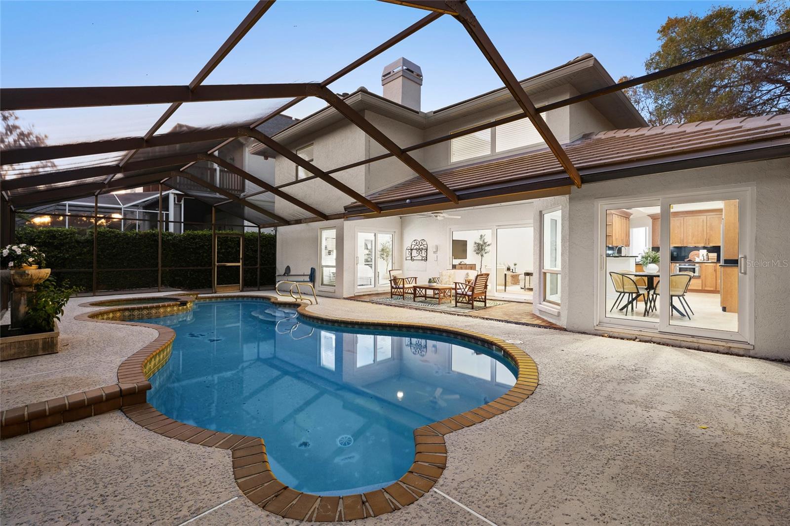 Image 3 of 46 For 4404 Azeele Street