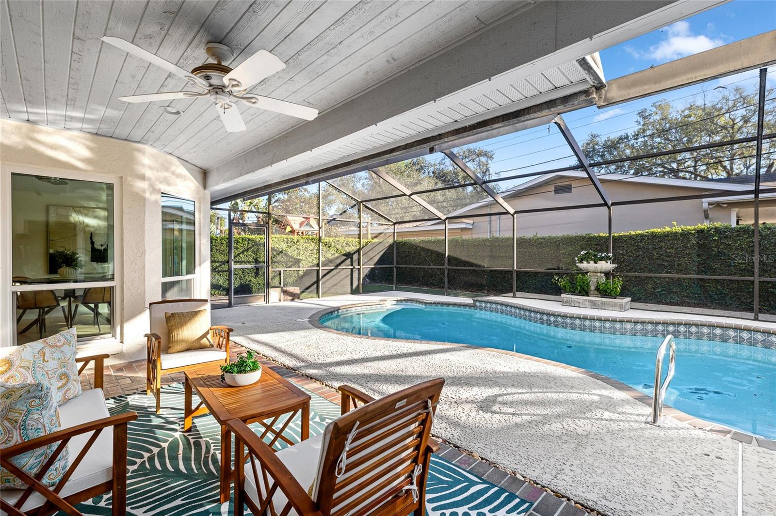 Image 37 of 46 For 4404 Azeele Street