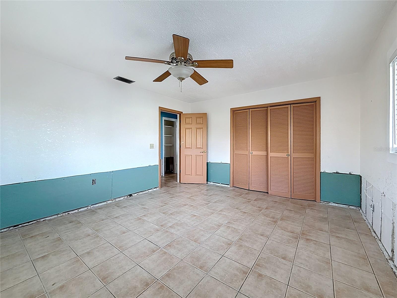 Image 28 of 46 For 4869 Shell Stream Boulevard