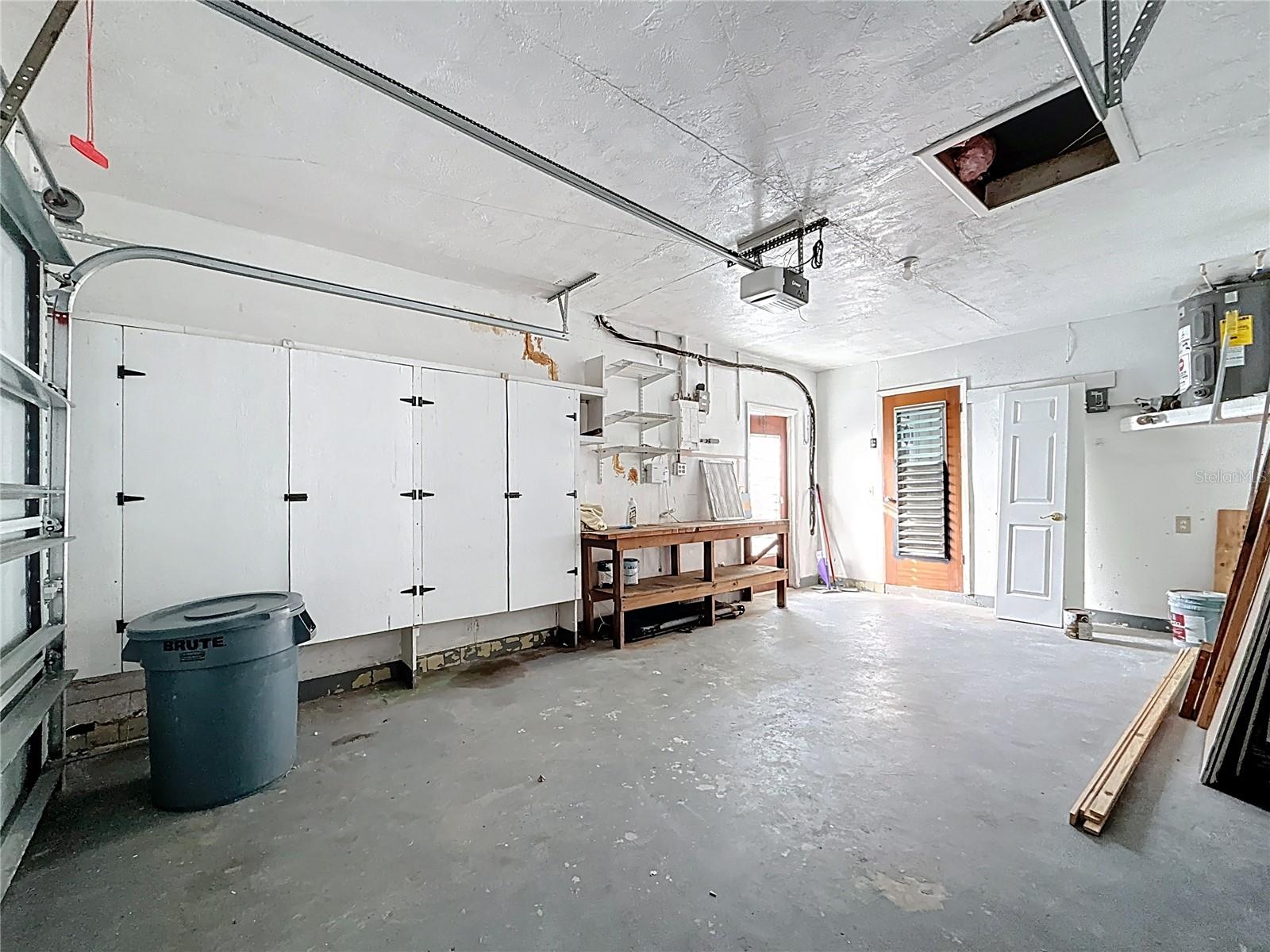 Image 32 of 46 For 4869 Shell Stream Boulevard