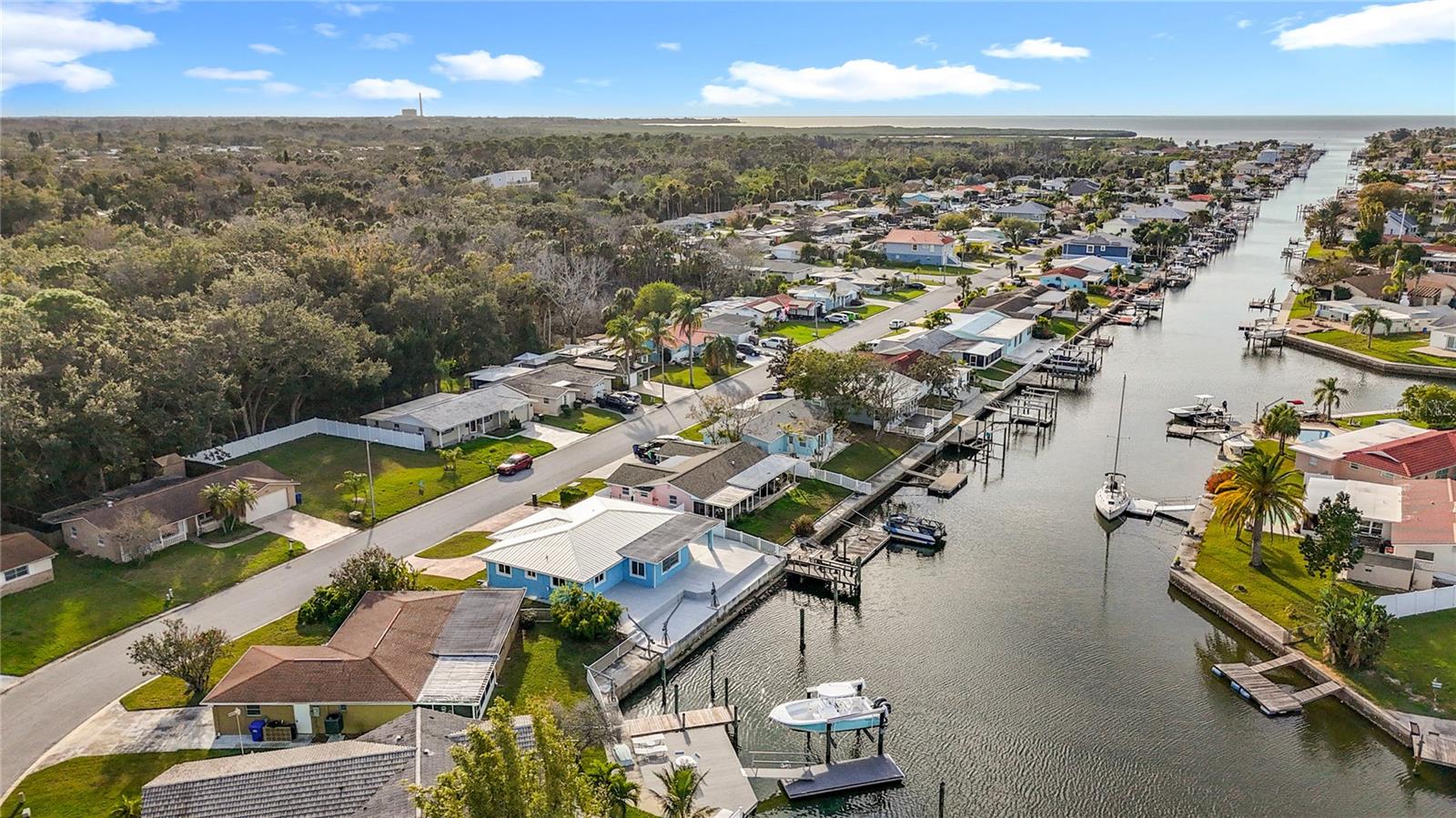 Image 5 of 46 For 4869 Shell Stream Boulevard