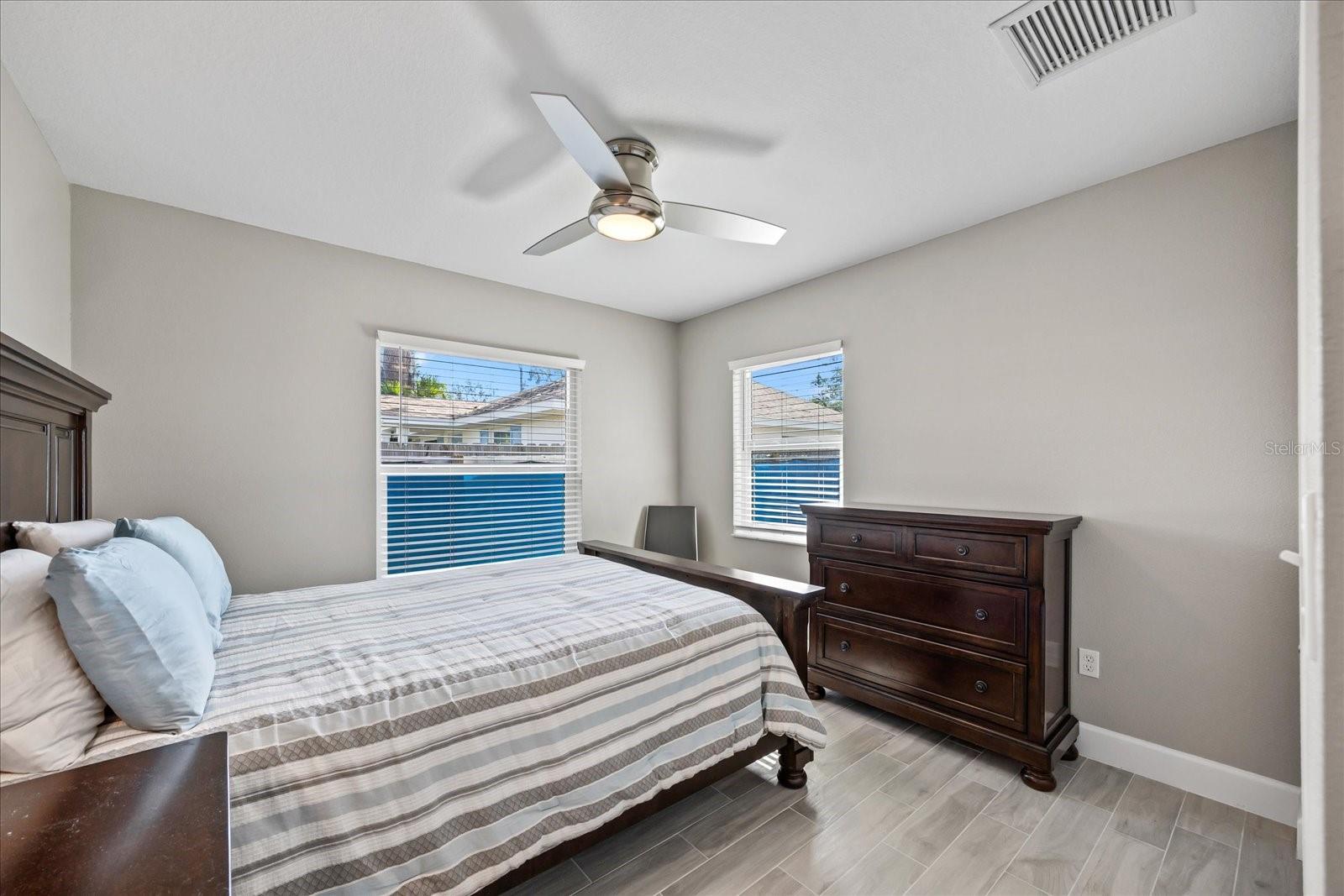 Image 12 of 41 For 1227 Sedeeva Circle S