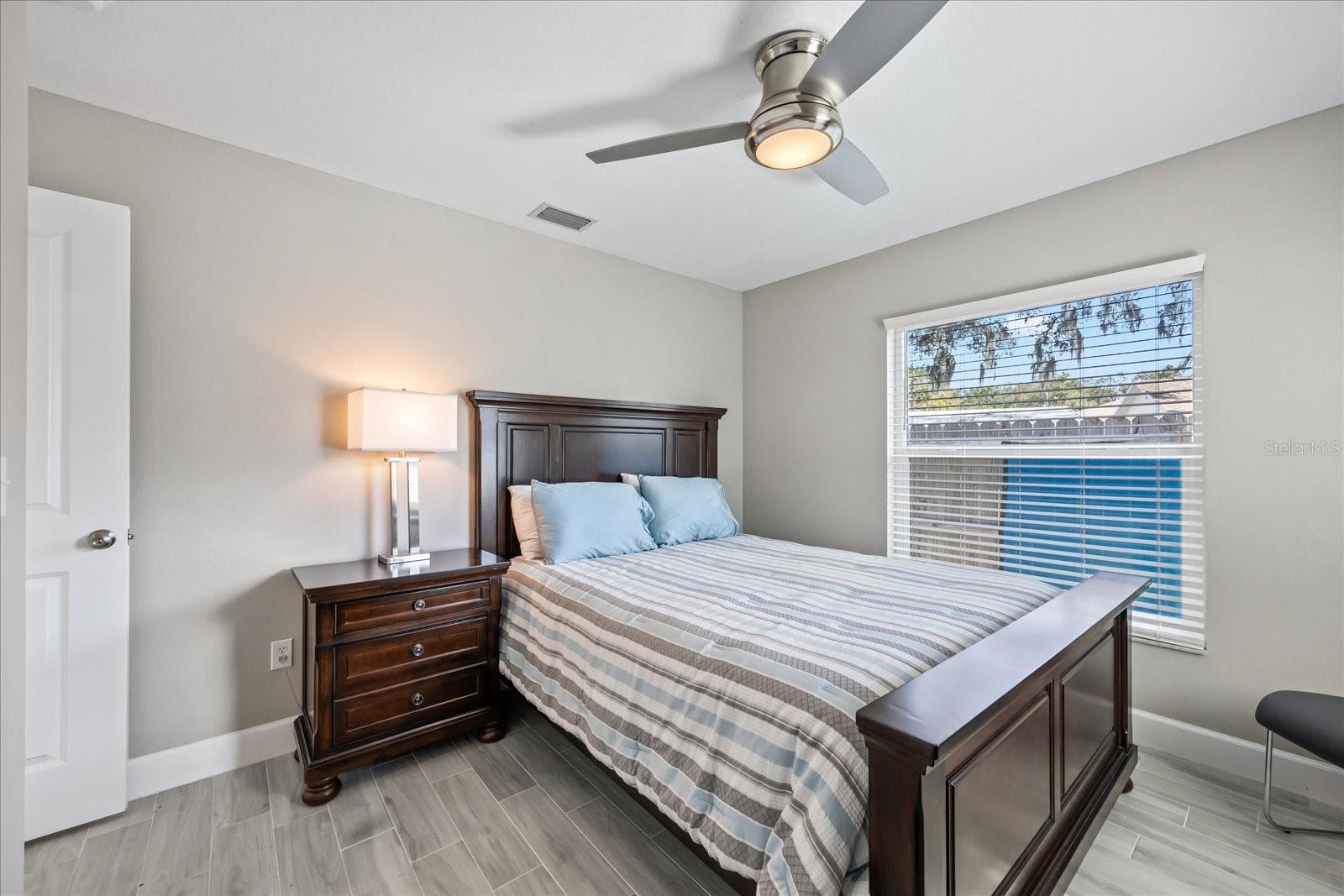 Image 13 of 41 For 1227 Sedeeva Circle S