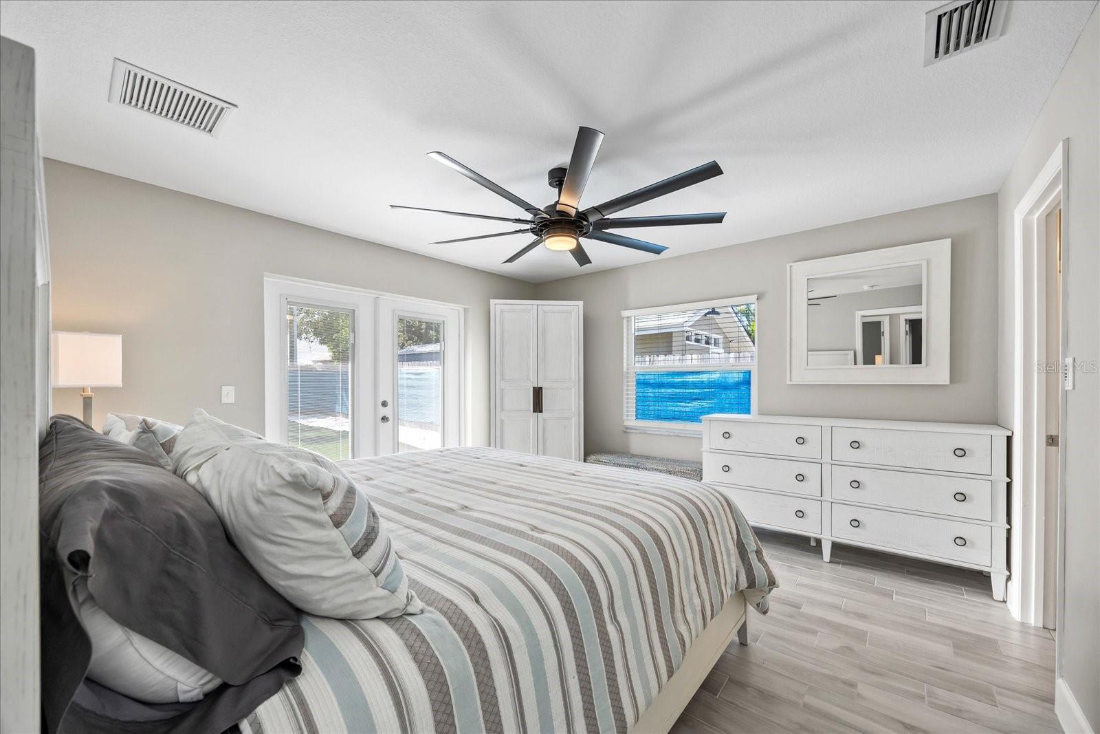 Image 15 of 41 For 1227 Sedeeva Circle S