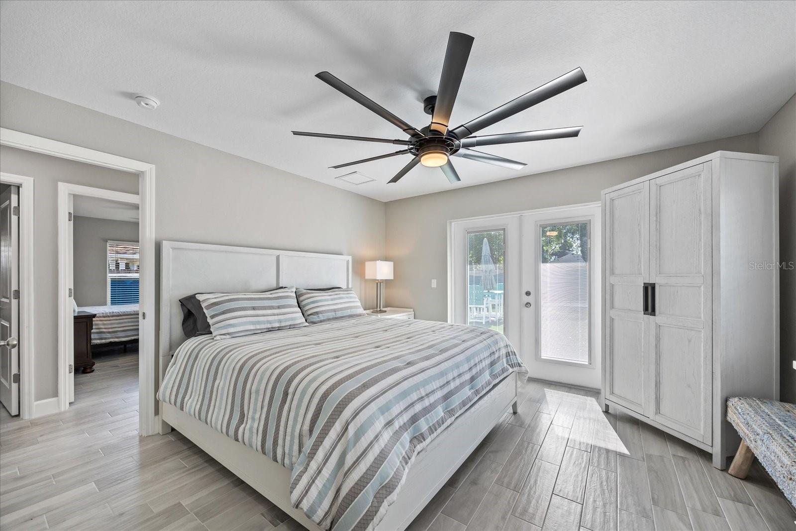 Image 16 of 41 For 1227 Sedeeva Circle S