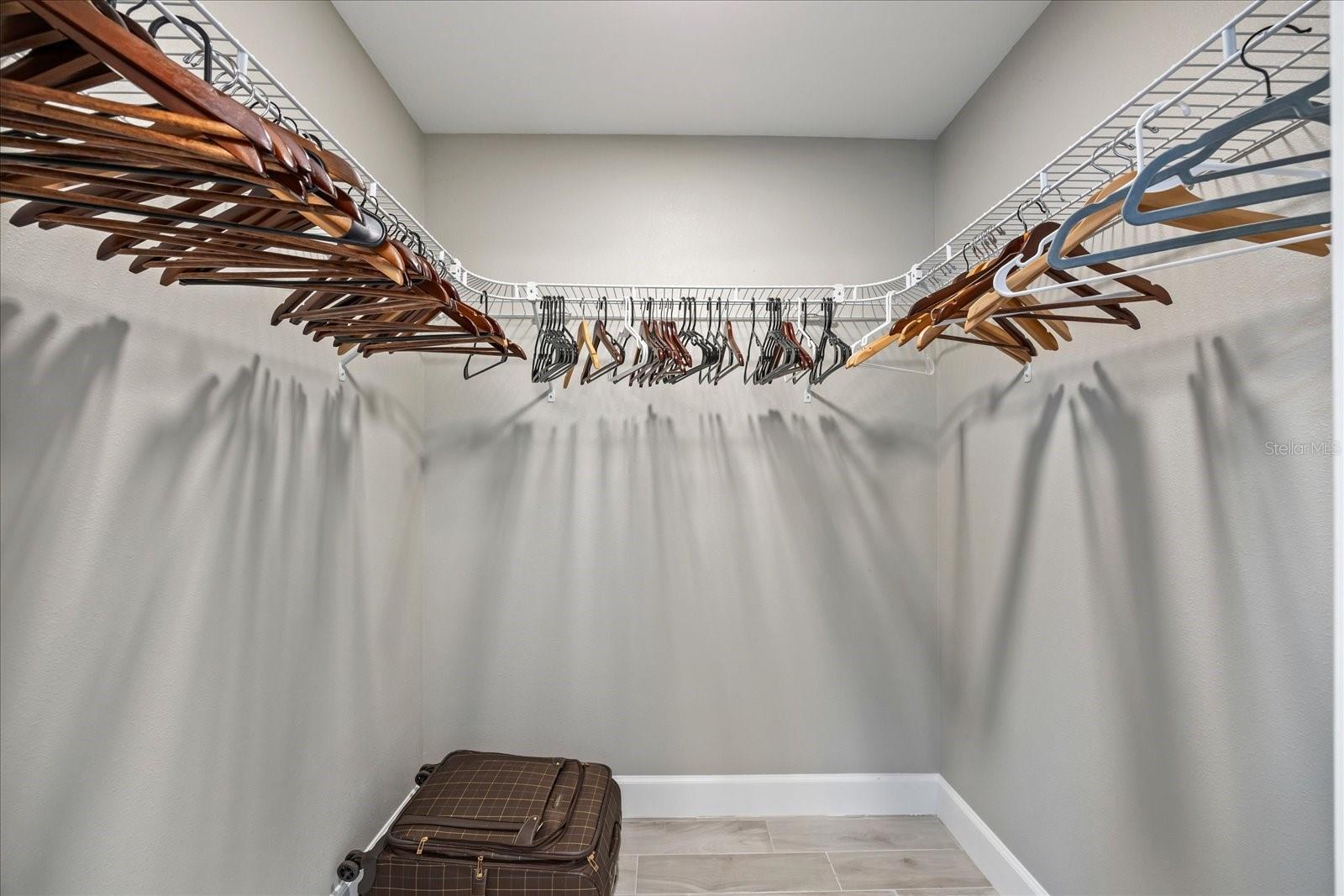 Image 19 of 41 For 1227 Sedeeva Circle S