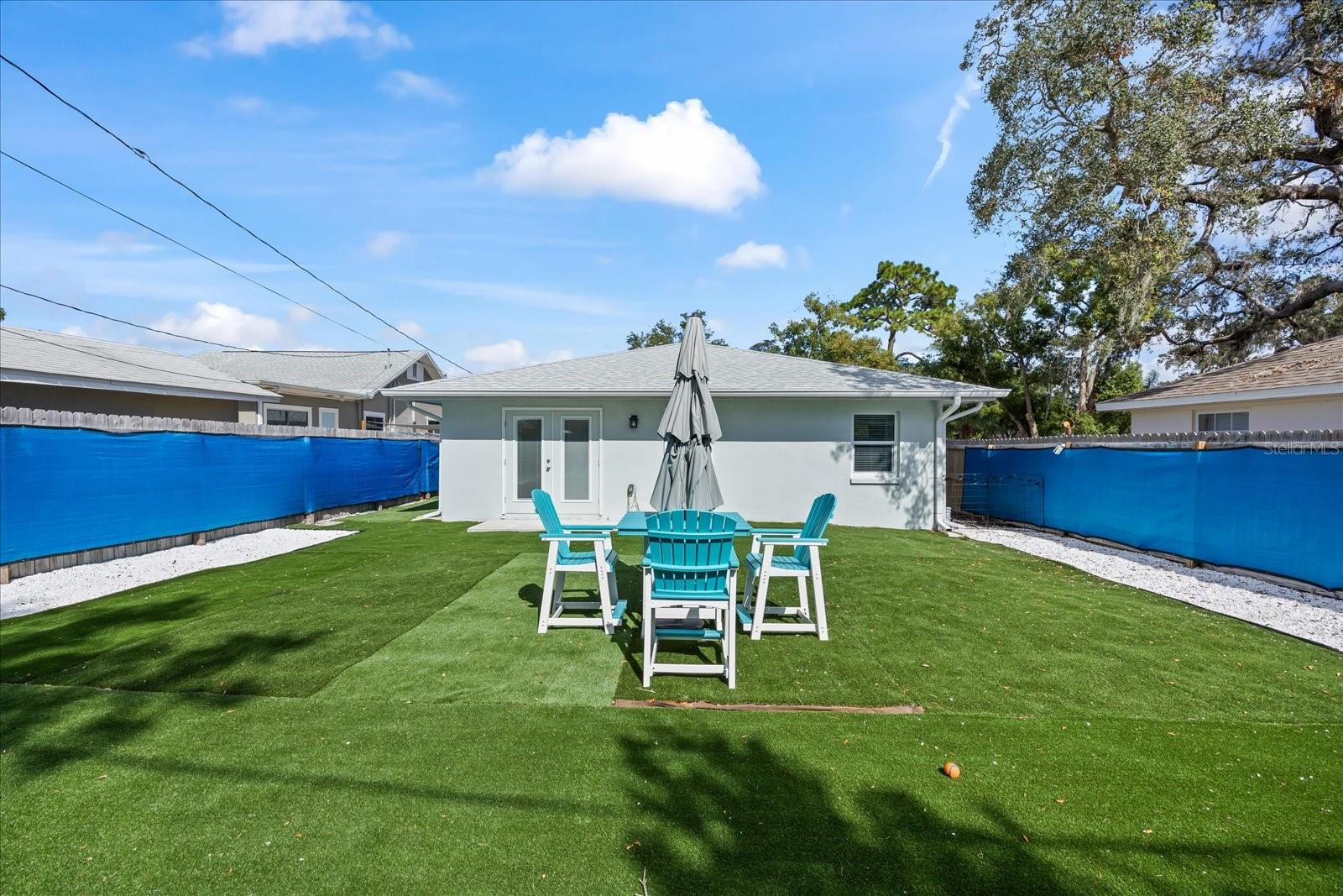 Image 24 of 41 For 1227 Sedeeva Circle S