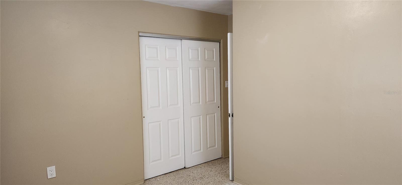 Image 10 of 29 For 6335 Alaska Avenue